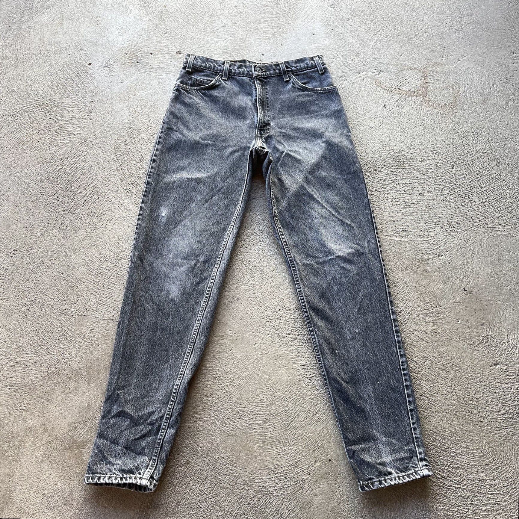 Levi's VINTAGE Levi's Jeans Men 550 Tapered Relaxed Fit 32x35 Black Denim 90s Orange Tab Logo Embroidered US Made Mens Regular Belt Loop Size US 32 / EU 48 - 5 Thumbnail