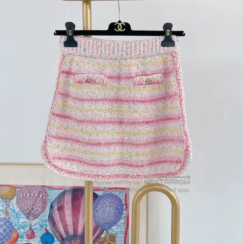 Chanel Chanel Pink Summer Cotton Mini Skirt . Size 23" - 1 Thumbnail