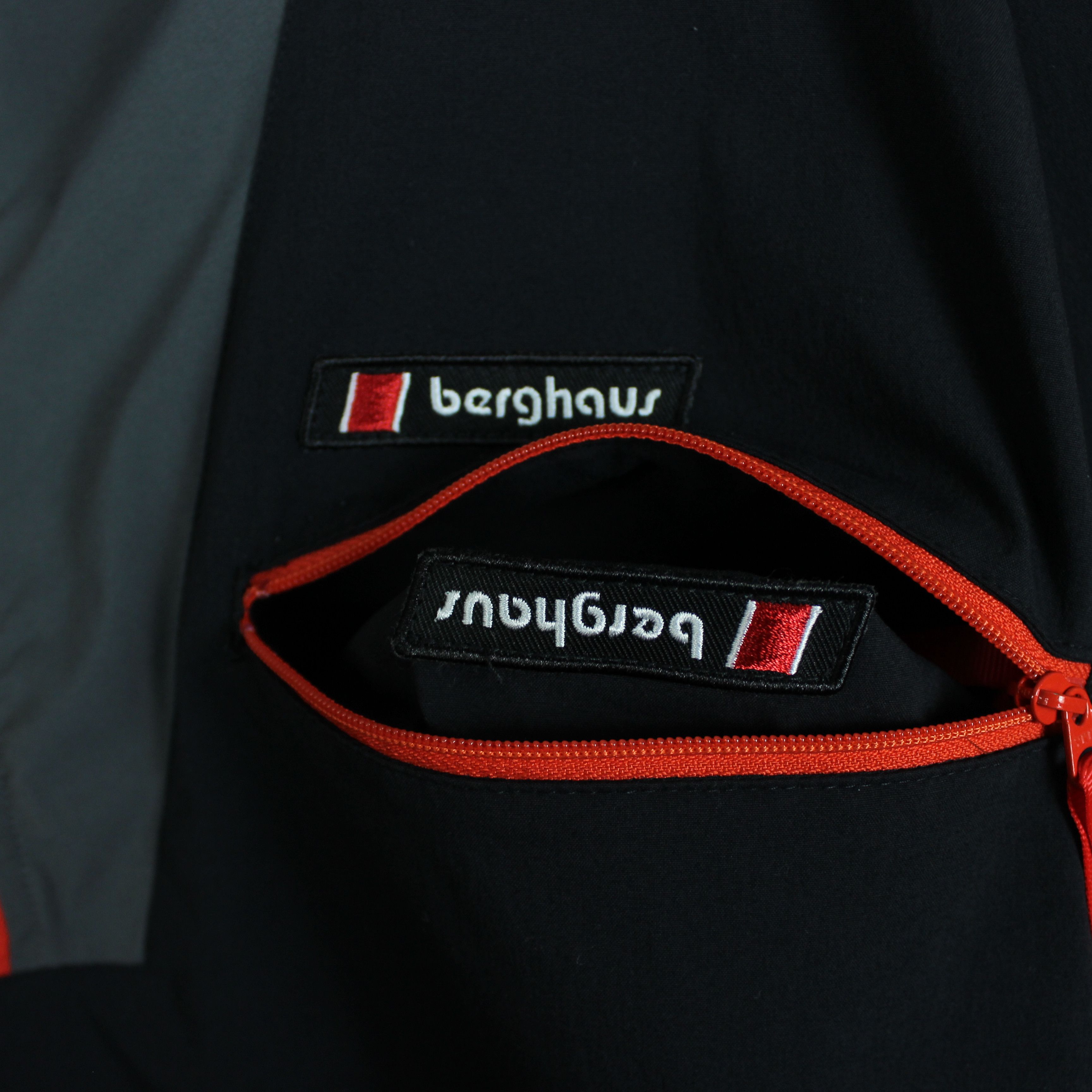 Berghaus Berghaus jacket windruner light men S M Size US S / EU 44-46 / 1 - 8 Thumbnail
