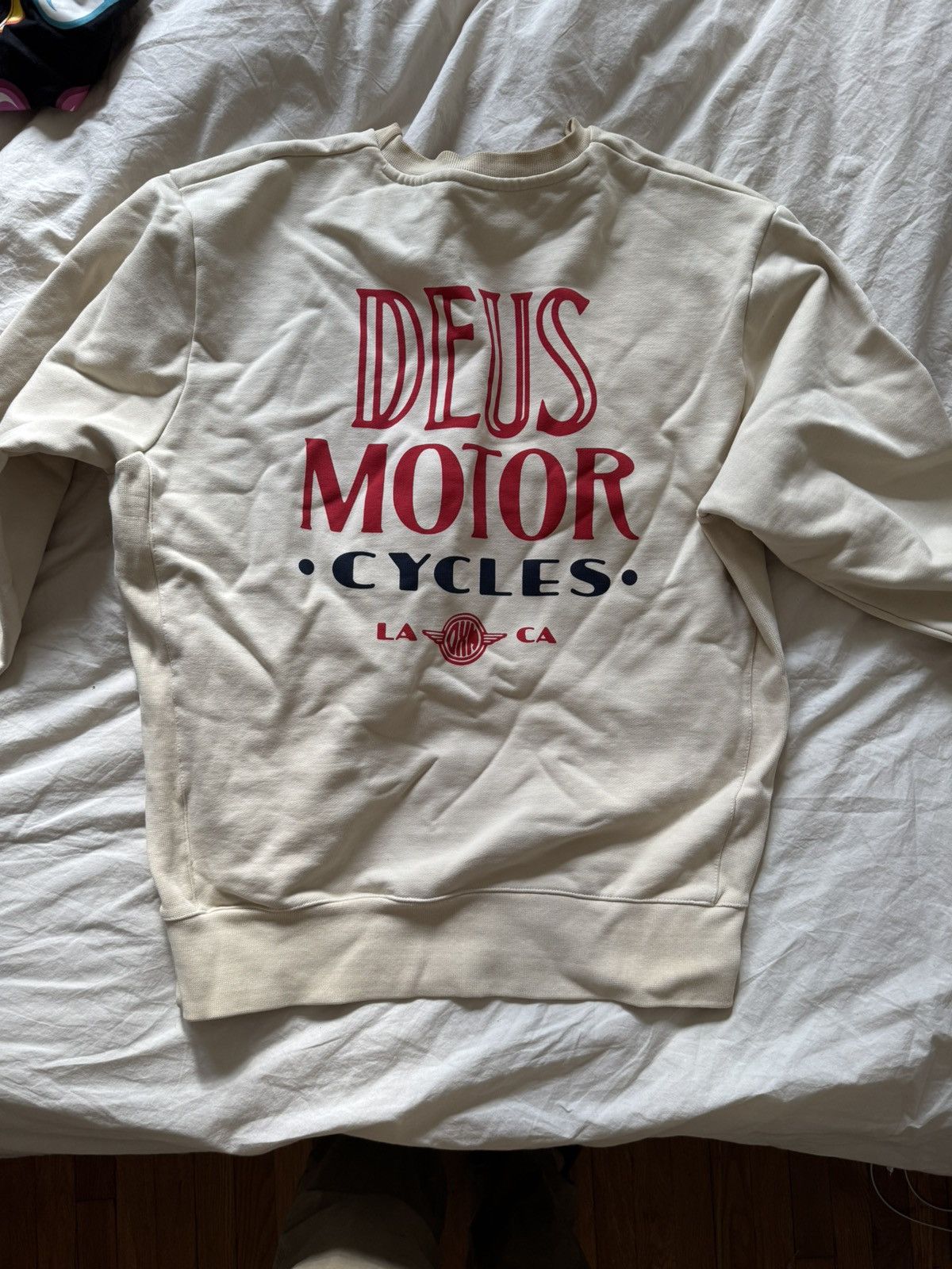 Deus Ex Machina Off White Motorcycle Racing Crew Neck Sweatshirt size Large Size US L / EU 52-54 / 3 - 2 Thumbnail
