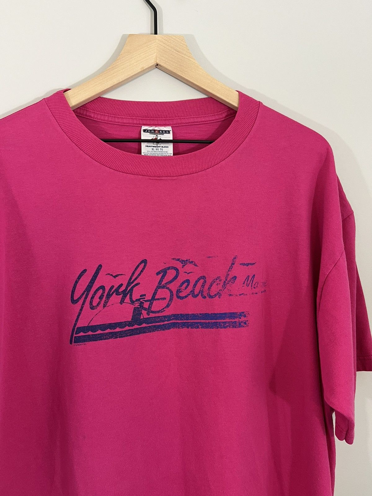 Vintage York Beach Maine Faded Pink Tee Size US XL / EU 56 / 4 - 1 Thumbnail