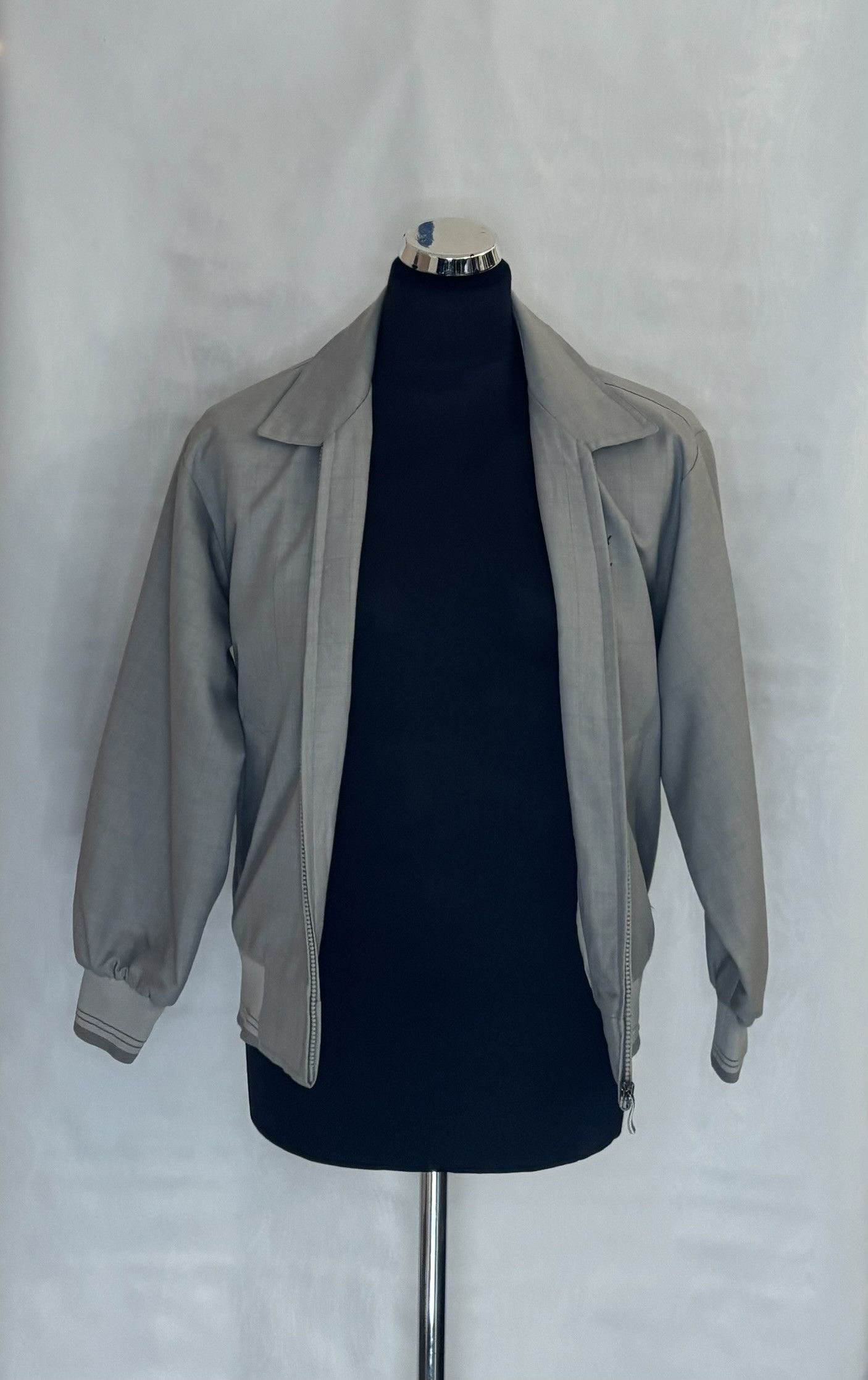 Yves Saint Laurent Yves Saint Laurent Bomber jacket vintage size. S Size US S / EU 44-46 / 1 - 5 Thumbnail