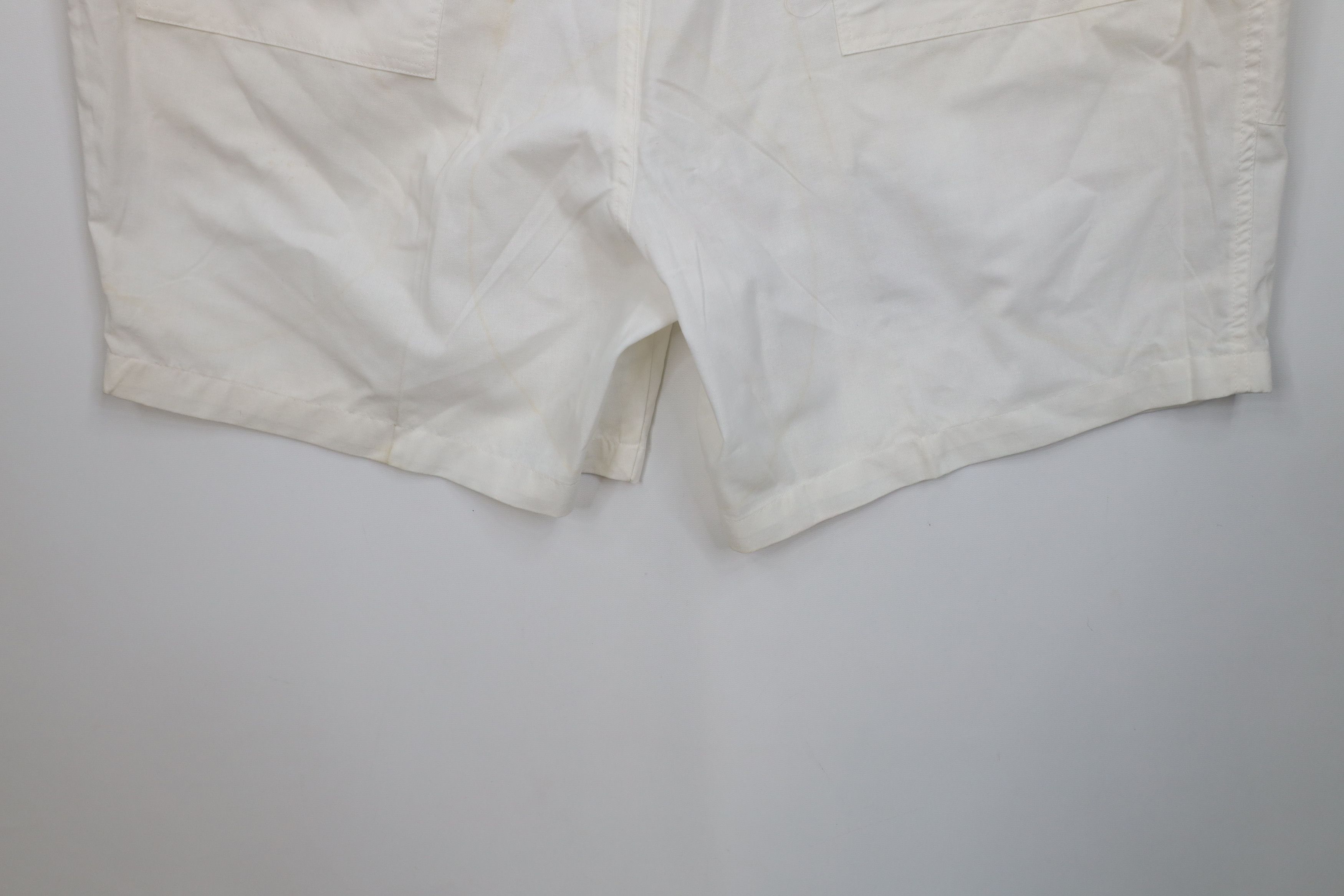 Vintage Deadstock Vintage 70s Streetwear Knee Pleated Shorts White Size US 44 / EU 60 - 14 Thumbnail