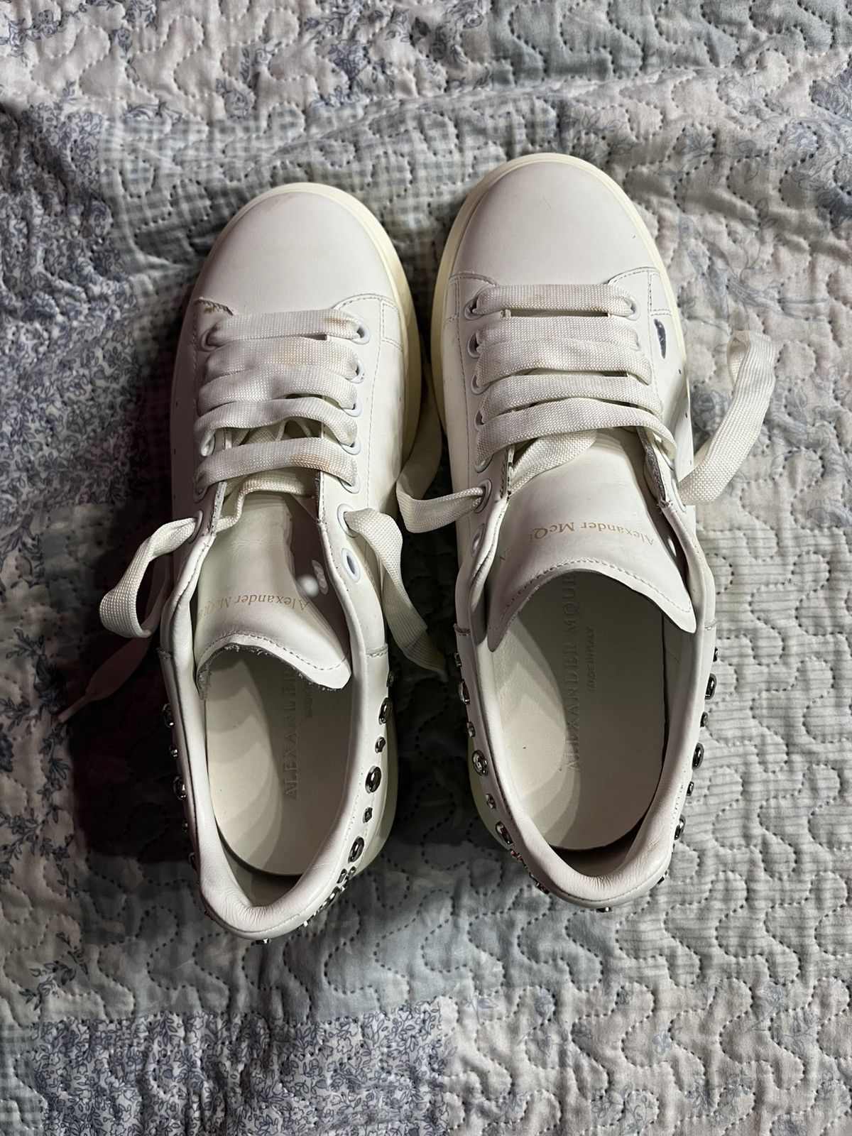 Alexander McQueen Alexander Mcqueen White Studded Oversized Low Top Sneakers Size US 12 / IT 42 - 11 Thumbnail