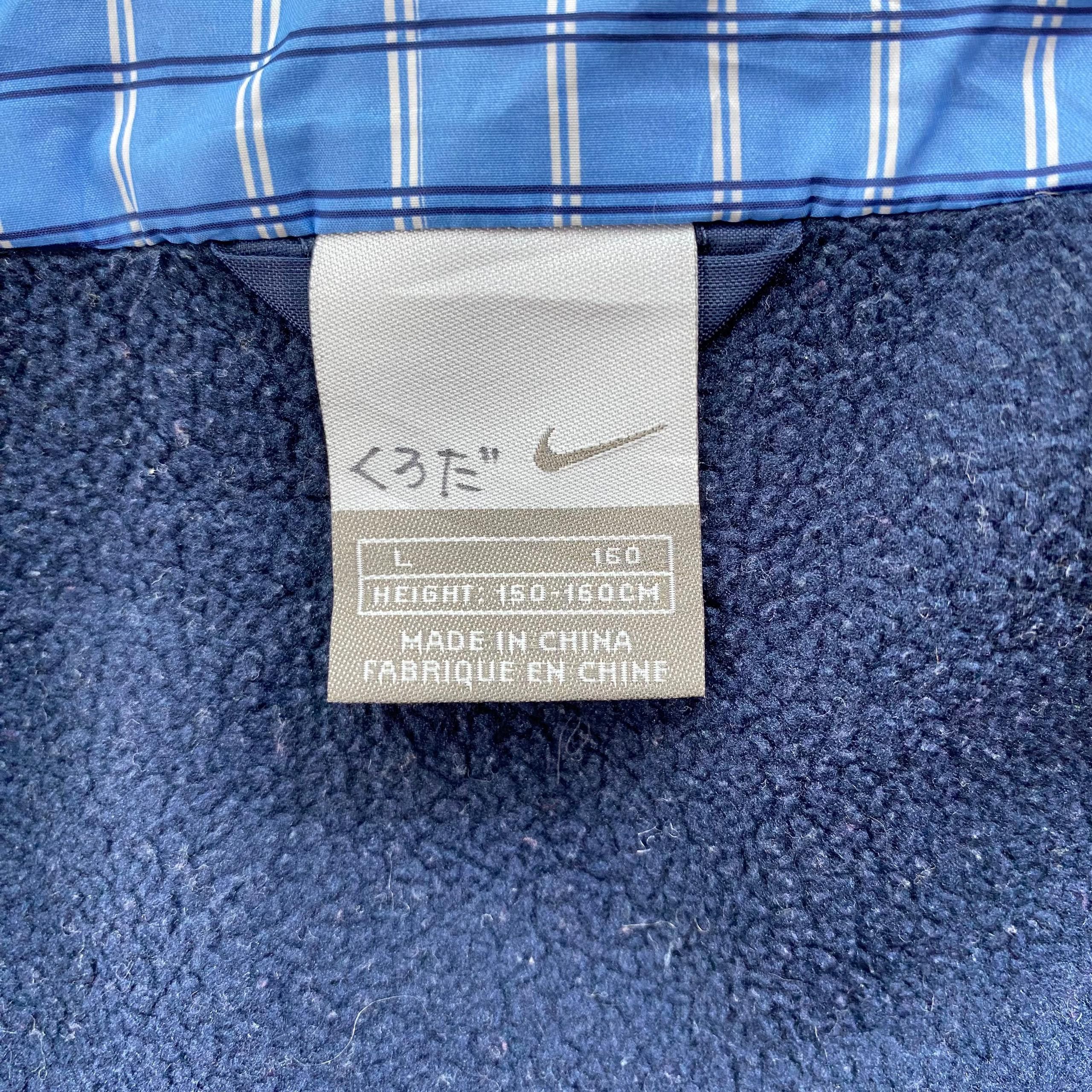 Nike Vintage Nike Small Logo Hoodies Jacket Size US L / EU 52-54 / 3 - 8 Thumbnail