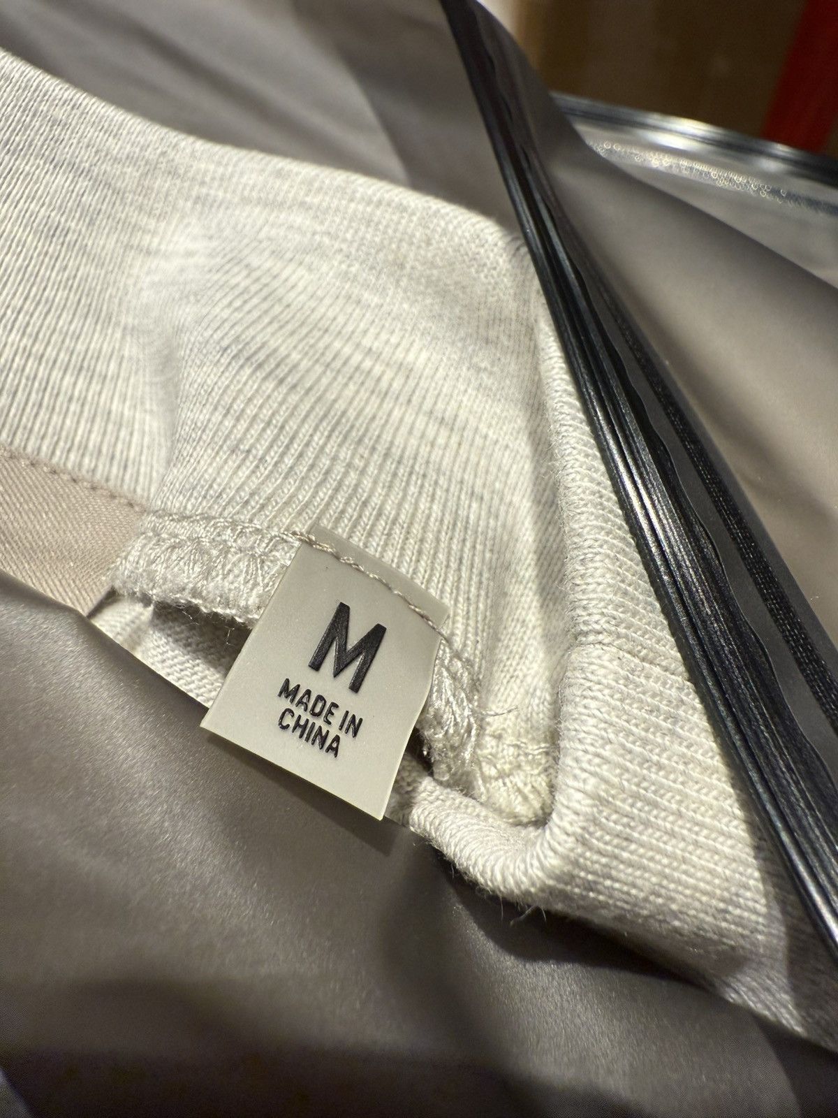 Fear of God Fear of God Essentials T-Shirt SS22 Light Oatmeal Size US M / EU 48-50 / 2 - 5 Thumbnail