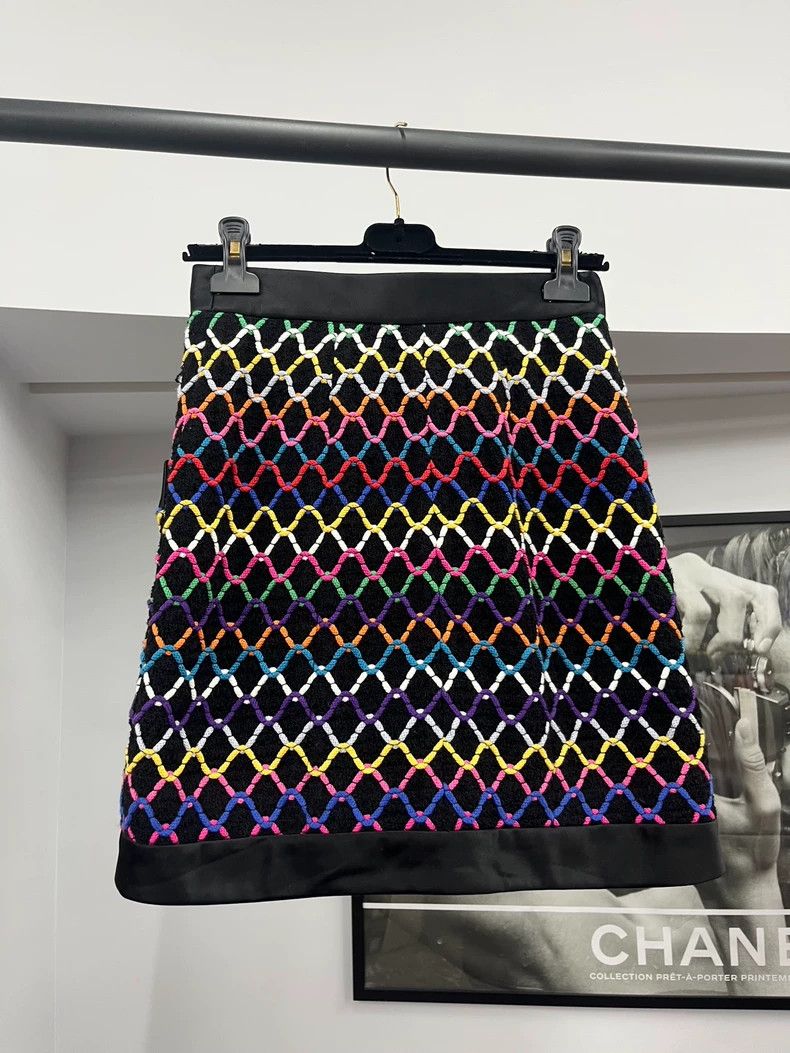 Chanel Chanel 22S colorful striped skirt Size 24" / US 00 / IT 34 - 3 Thumbnail