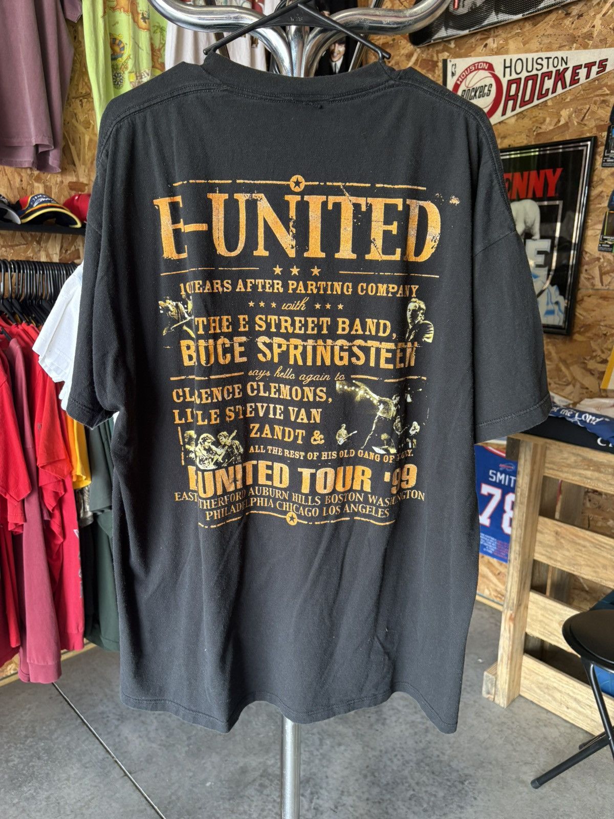 Band Tees 1999 Bruce Springsteen Band E United Tour T-Shirt Size US XXL / EU 58 / 5 - 2 Thumbnail