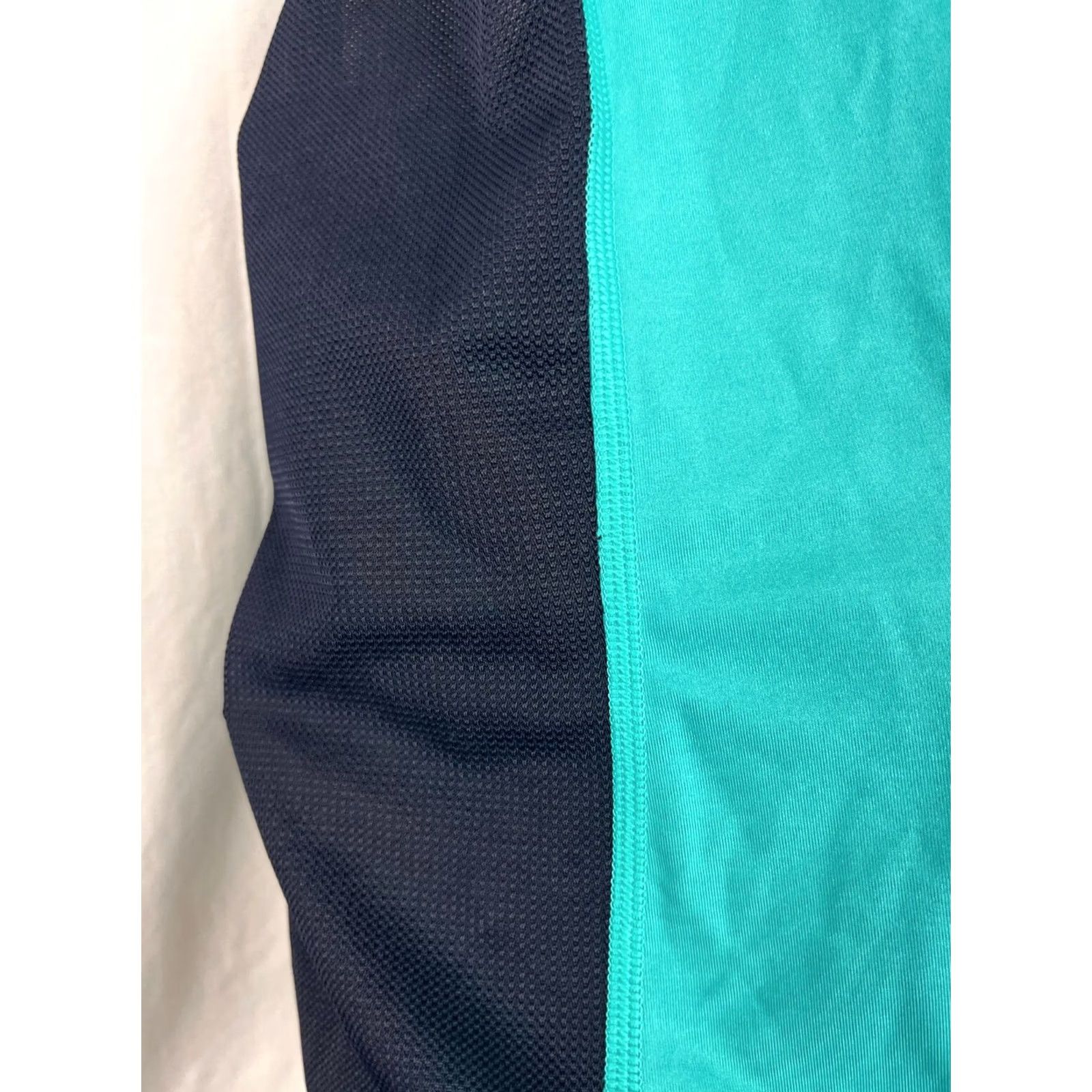 Victoria's Secret Victoria's Secret VSX Sport Tank Top Size XS New Blue Strappy Racer Back Women's Size XS / US 0-2 / IT 36-38 - 4 Thumbnail
