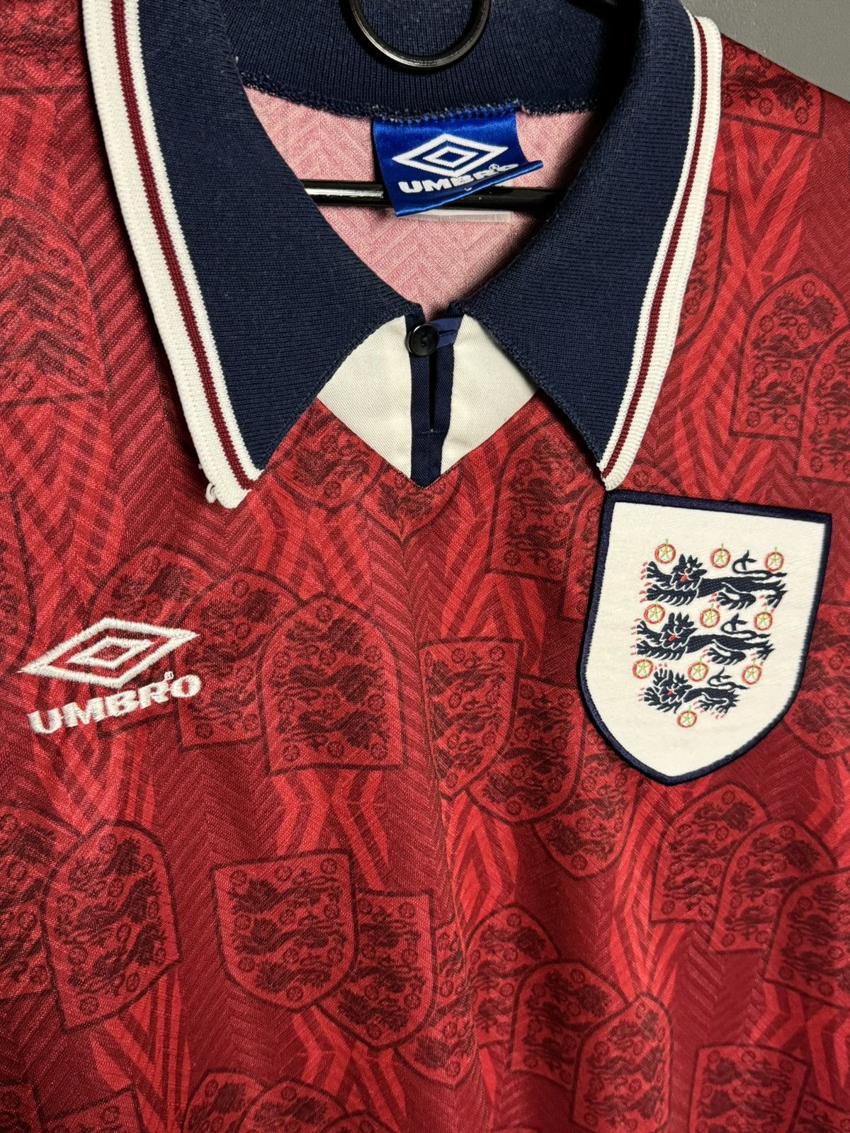 Umbro England National Team 93/95 Away Football Soccer Jersey Size US L / EU 52-54 / 3 - 3 Thumbnail