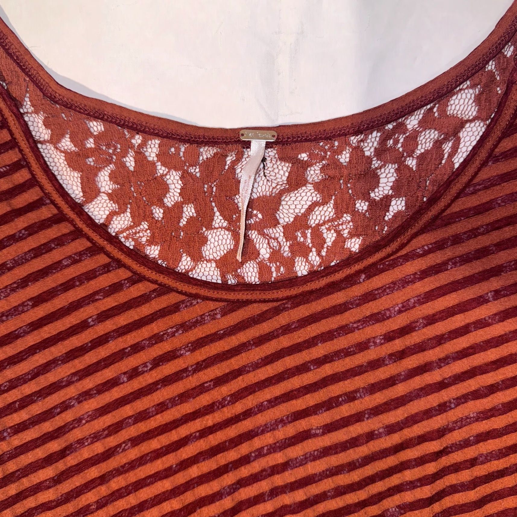 Free People Free People Tunic Blouse Short Sleeve Round Neck M Orange Lace Crochet Sheer Boho Beach 90s Womens Size M / US 6-8 / IT 42-44 - 2 Thumbnail