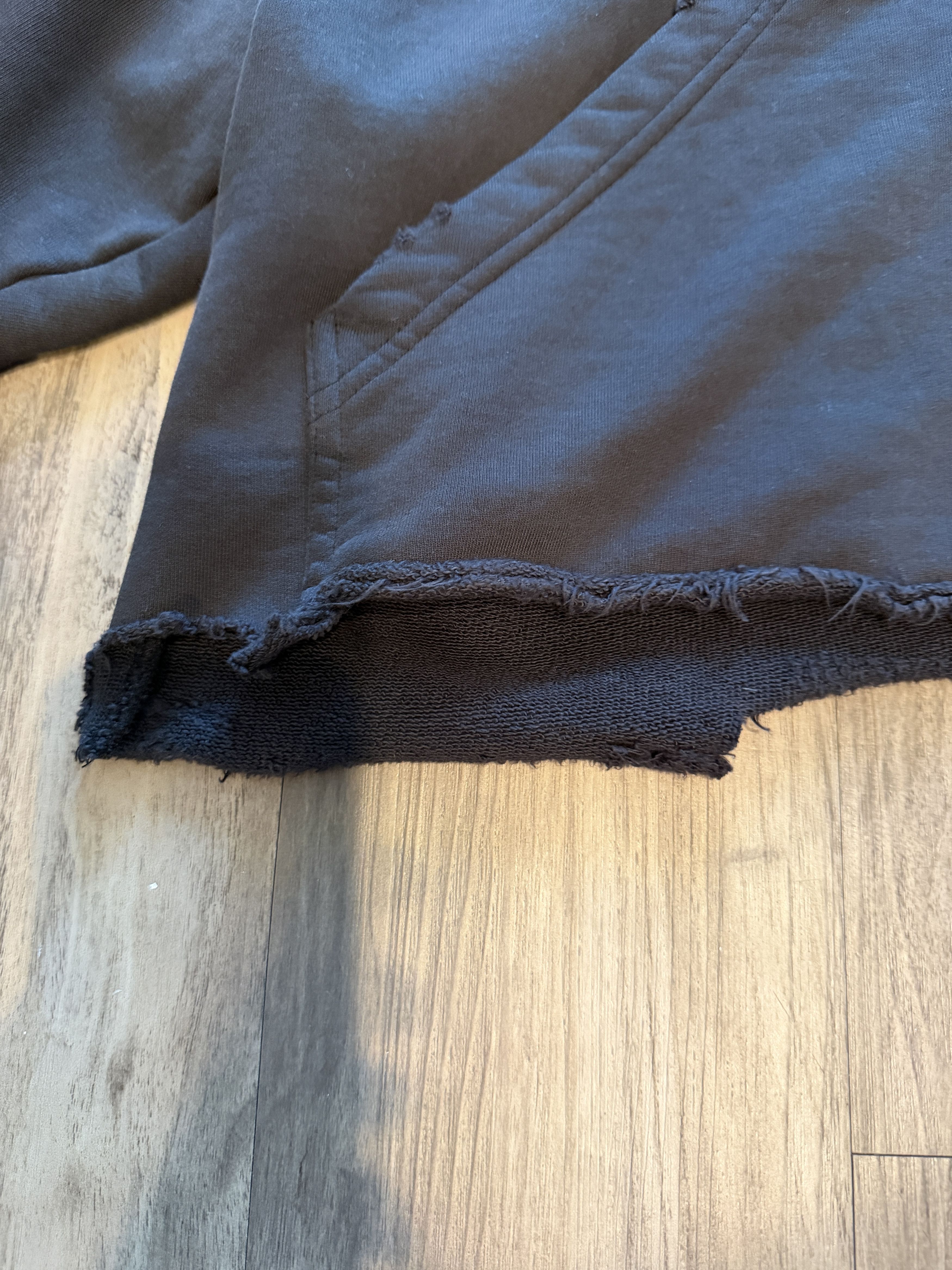 Balenciaga Balenciaga Loop Logo Cropped Hoodie Size US L / EU 52-54 / 3 - 3 Thumbnail