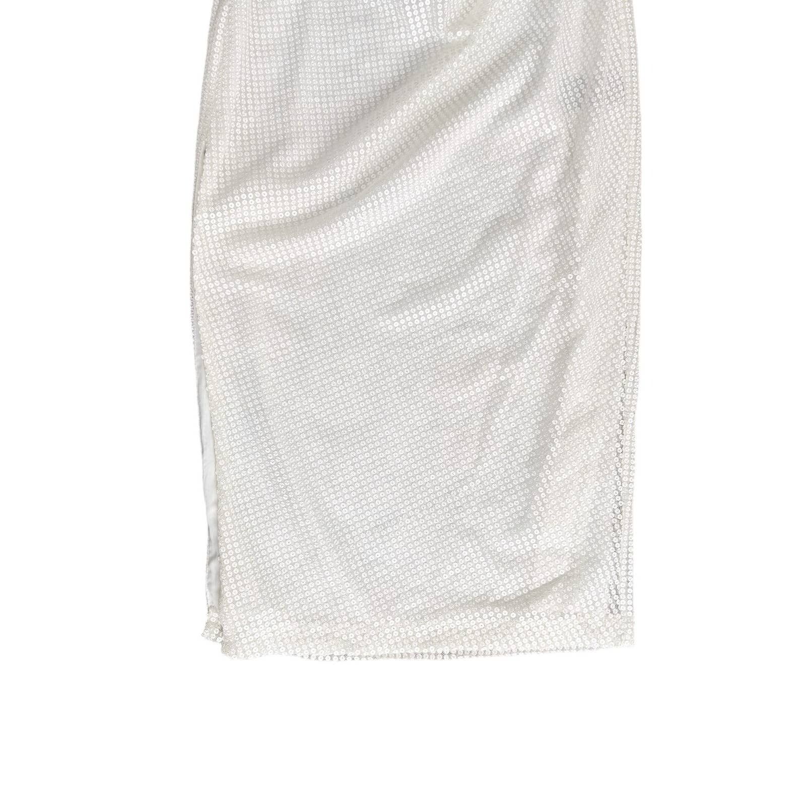Other Michael Costello x Revolve White Sequin One Shoulder Dress M Size M / US 6-8 / IT 42-44 - 3 Thumbnail