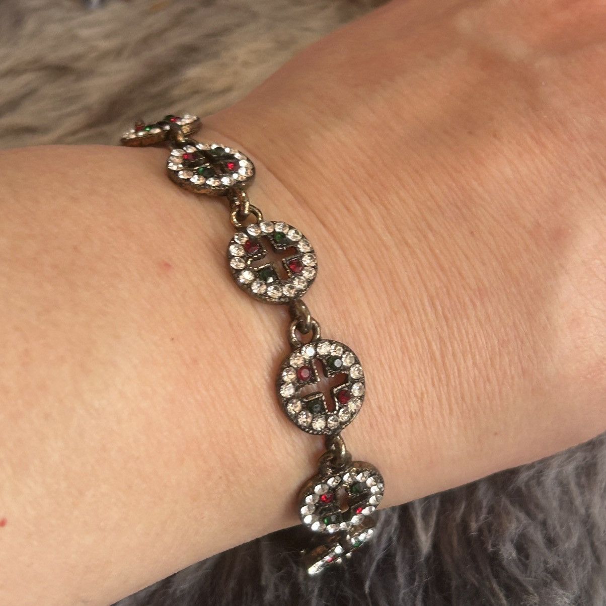 Vintage Vintage emerald ruby and clear rhinestone bracelet Size ONE SIZE - 1 Thumbnail