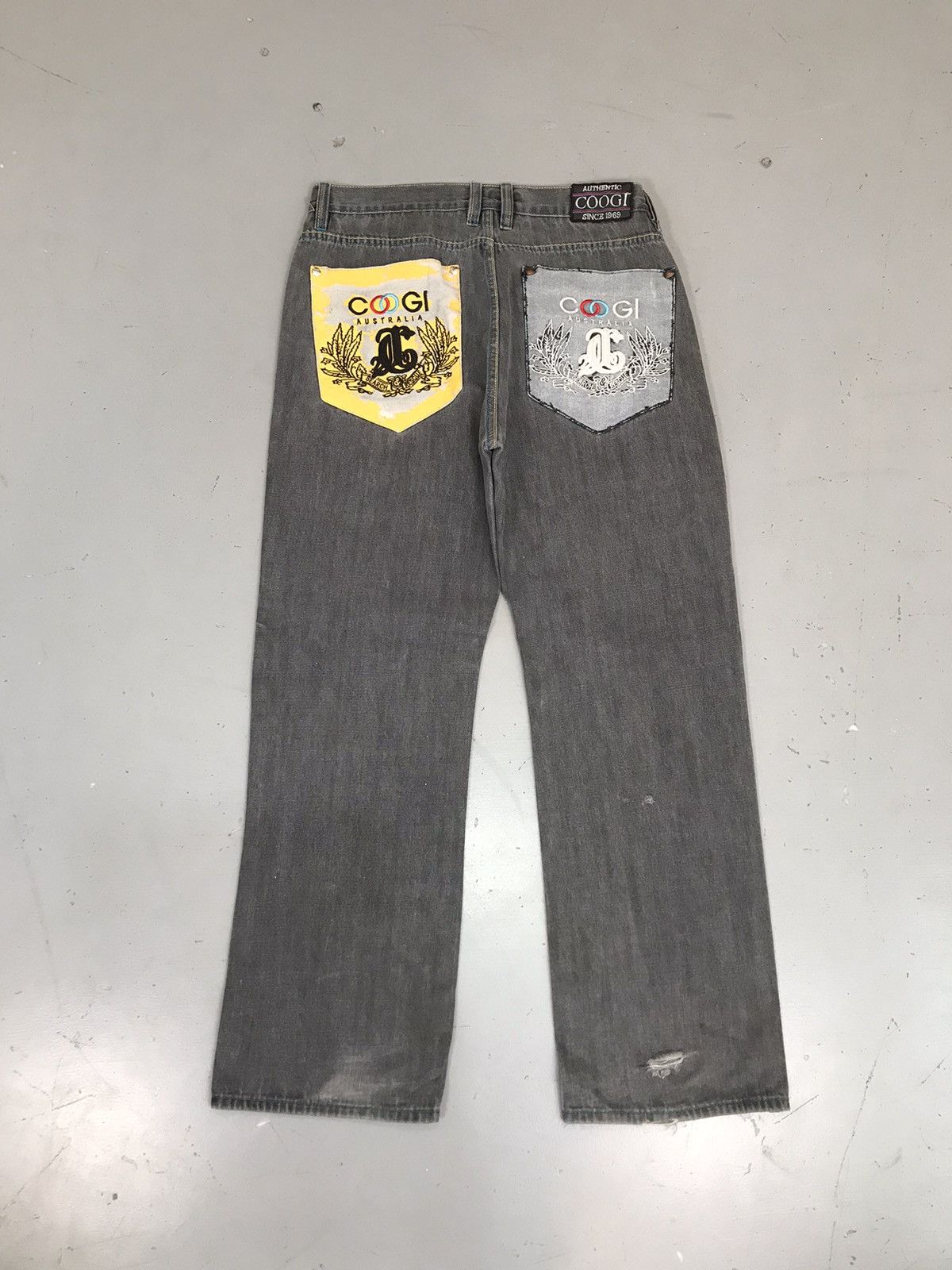 Coogi × Vintage Vintage Coogi embroidered baggy fit denim Size US 38 / EU 54 - 9 Thumbnail