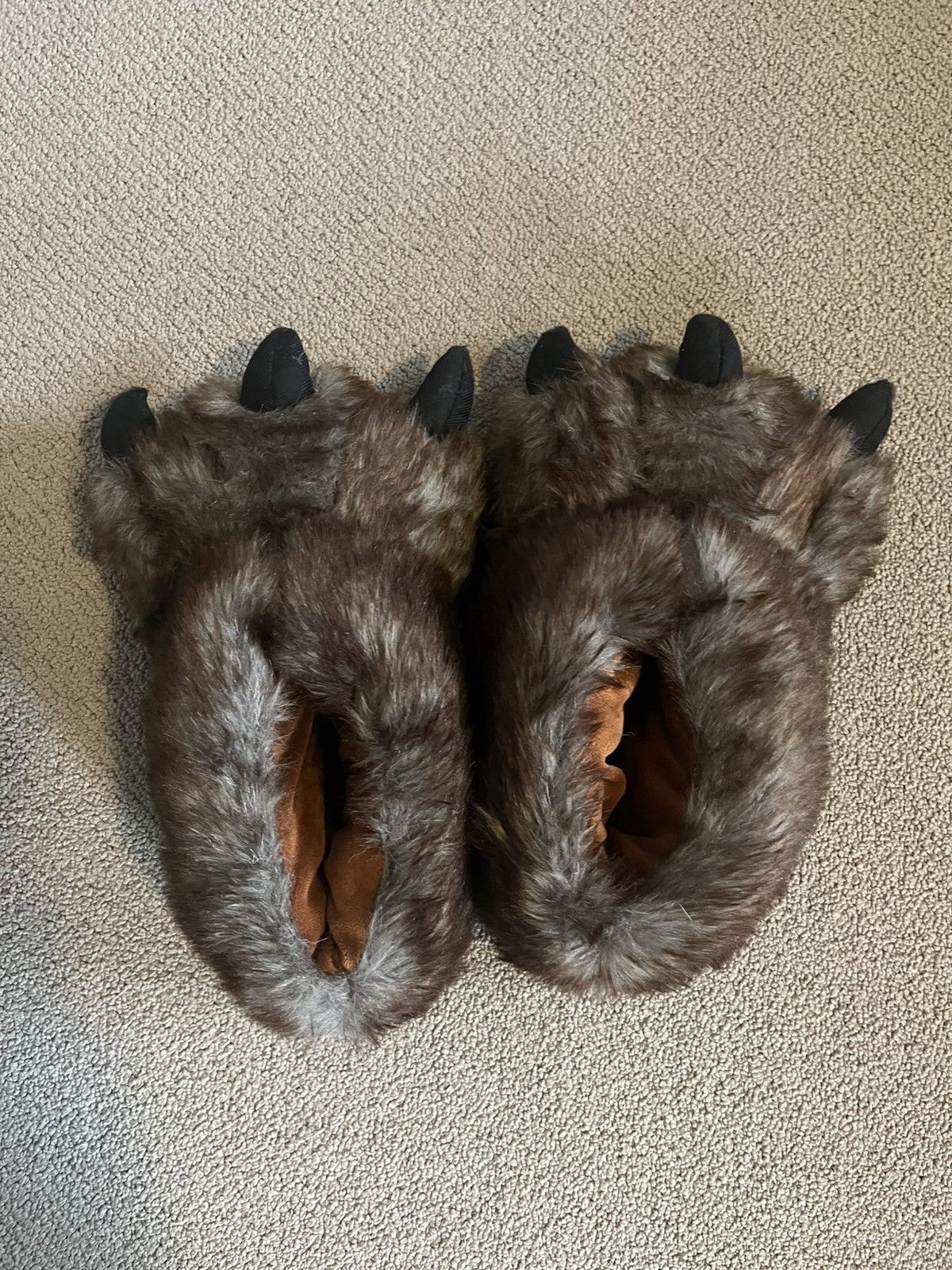 Vintage Fluffy bear slippers Size US 10 / EU 43 - 6 Thumbnail