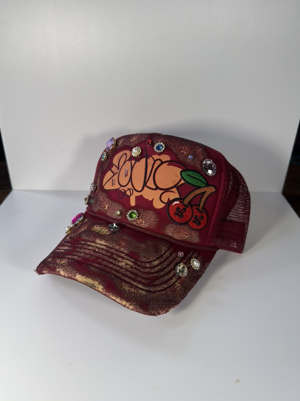 Other Liqör Atelier Burgundy Crystal Trucker Size ONE SIZE - 1 Preview