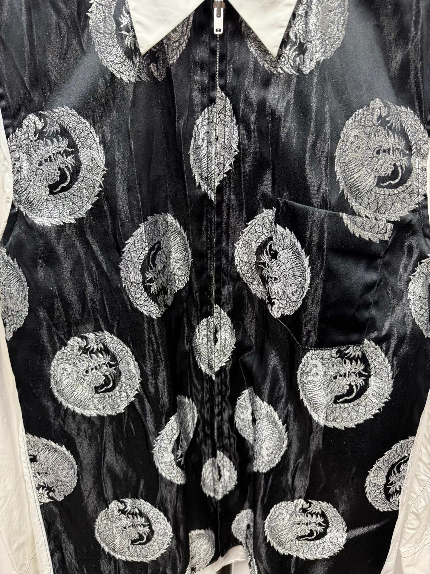Comme des Garcons Comme des garcons Dragon Embroidery Patchwork Shirt K20 Size US L / EU 52-54 / 3 - 2 Thumbnail