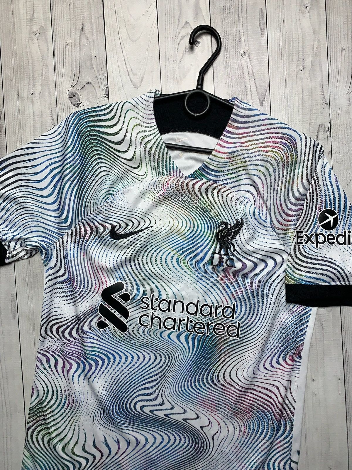 Nike Nike Liverpool soccer jersey size S away rare Size US S / EU 44-46 / 1 - 2 Thumbnail