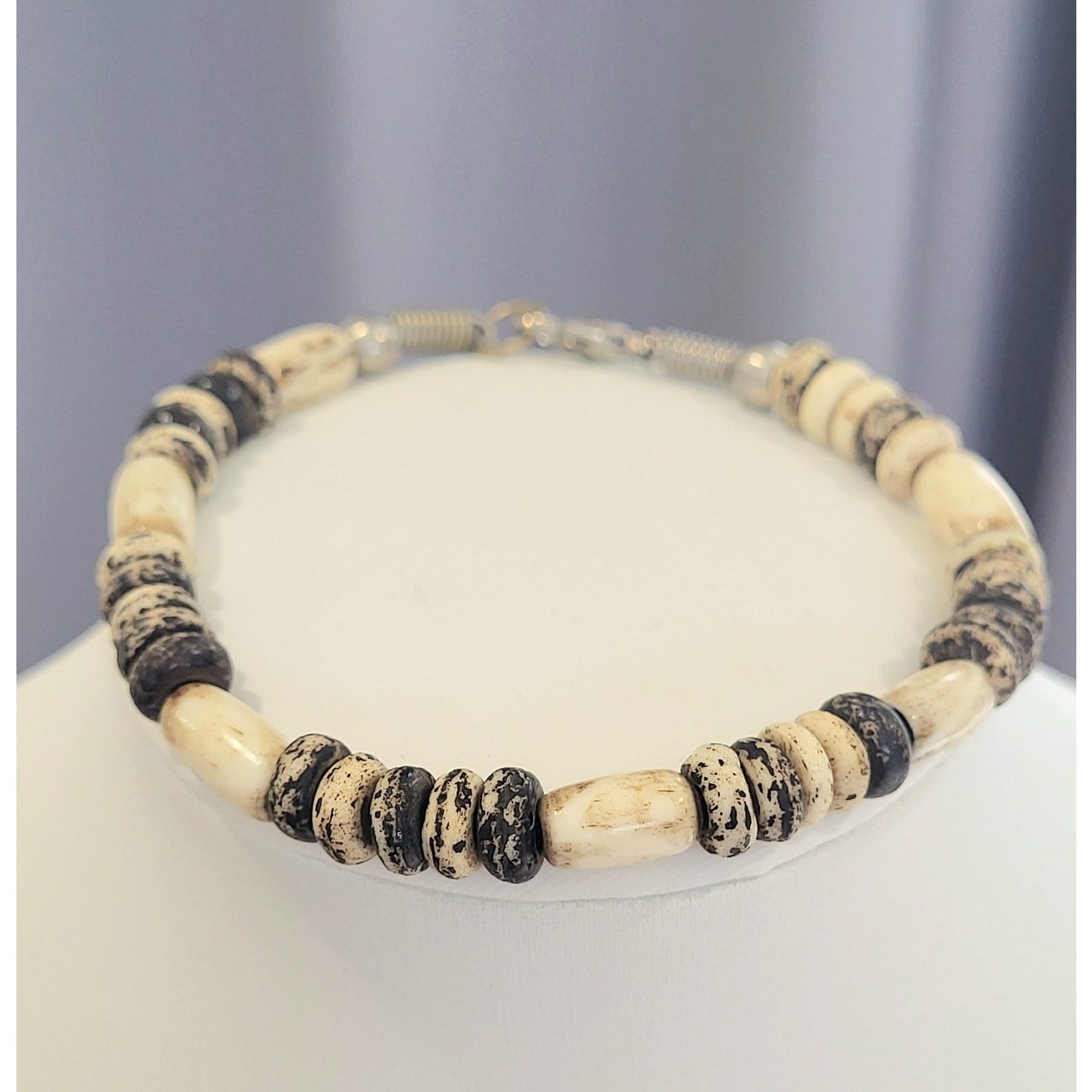 & Other Stories Boho Chic Bone Stone Bracelet Tribal Natural Surfer Vibe Size ONE SIZE - 1 Thumbnail