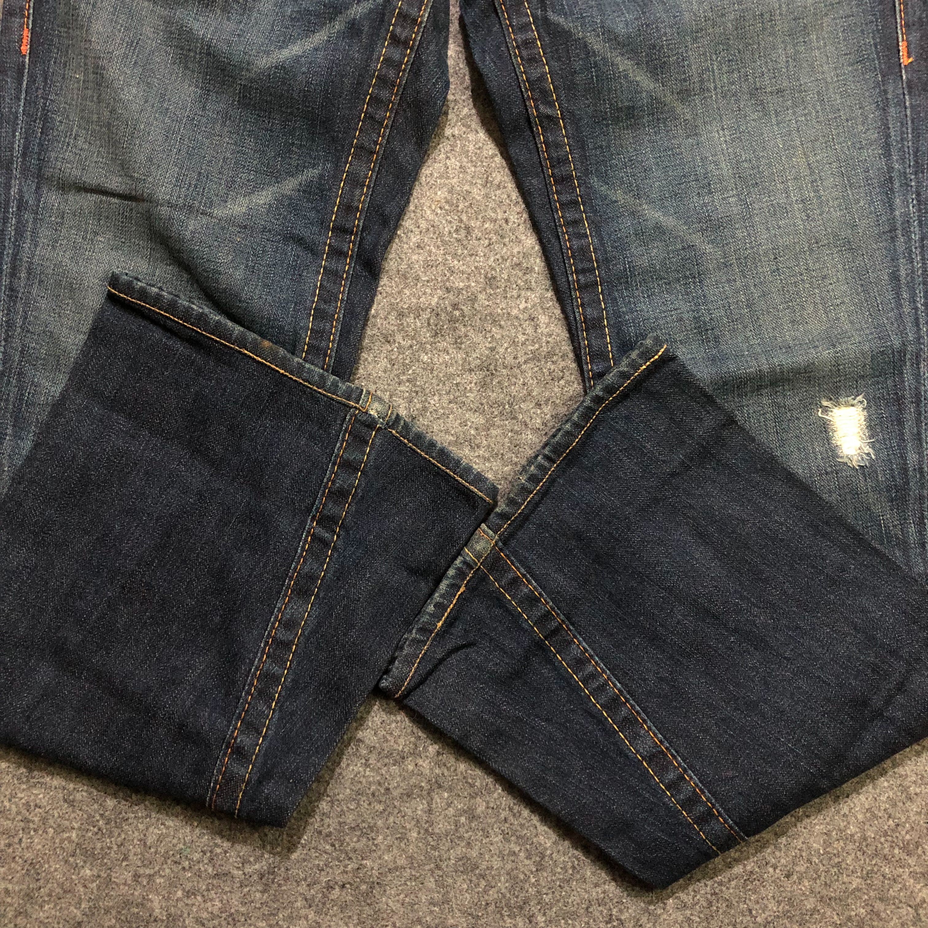 Japanese Brand True Religion Joey Super T Bootcut Jeans Denim Dark Wash Size US 29 - 4 Thumbnail