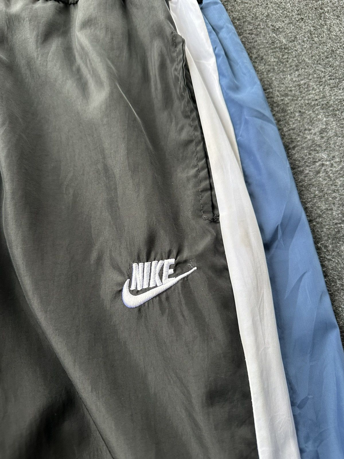 Vintage Vintage 90s Nike Nylon Track Pant D258 Size US 30 / EU 46 - 4 Thumbnail