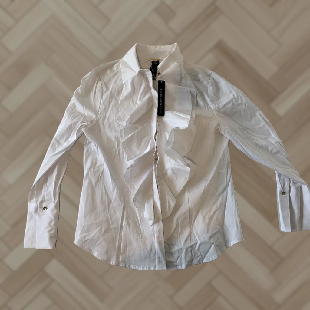 Vintage Chico's Black Label Solid White Ruffle Long Sleeve Top Womens 0P White Button-Up Petite NWT Size XS / US 0-2 / IT 36-38 - 1 Thumbnail