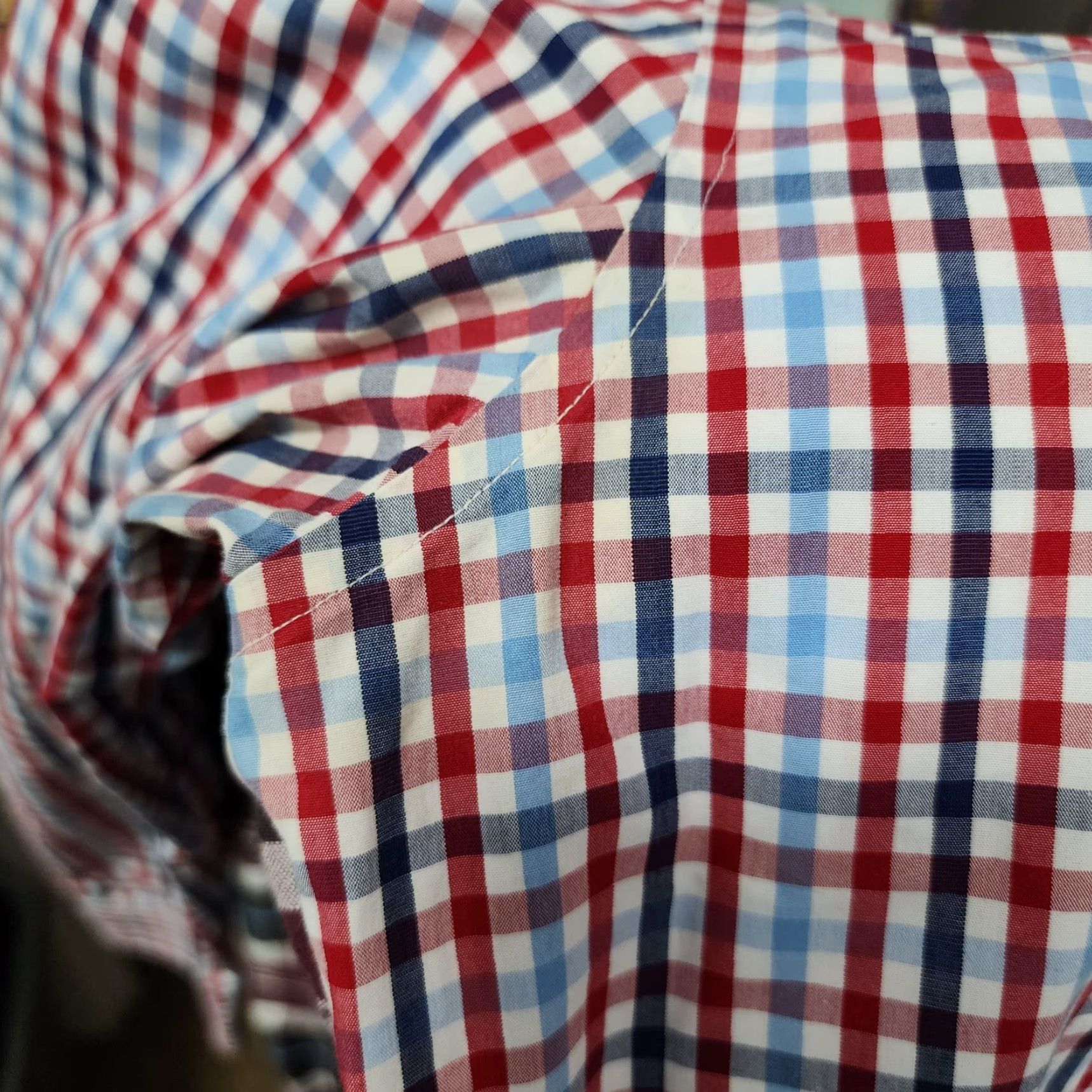 Banana Republic VINTAGE Banana Republic Camden Fit Shirt Plaid Long Sleeve Button-Up Men's M Red/Blue (Pit Stains) Size US M / EU 48-50 / 2 - 7 Thumbnail
