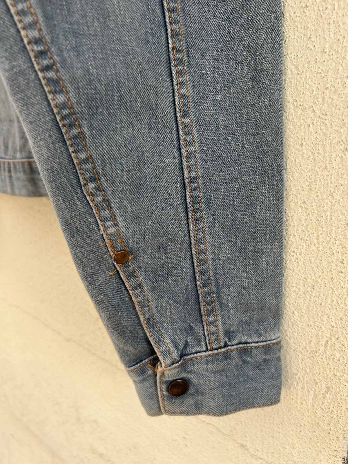 Vintage Vintage 90s Wrangler Blue Bell Faded Grey Denim Jacket Size US L / EU 52-54 / 3 - 18 Thumbnail
