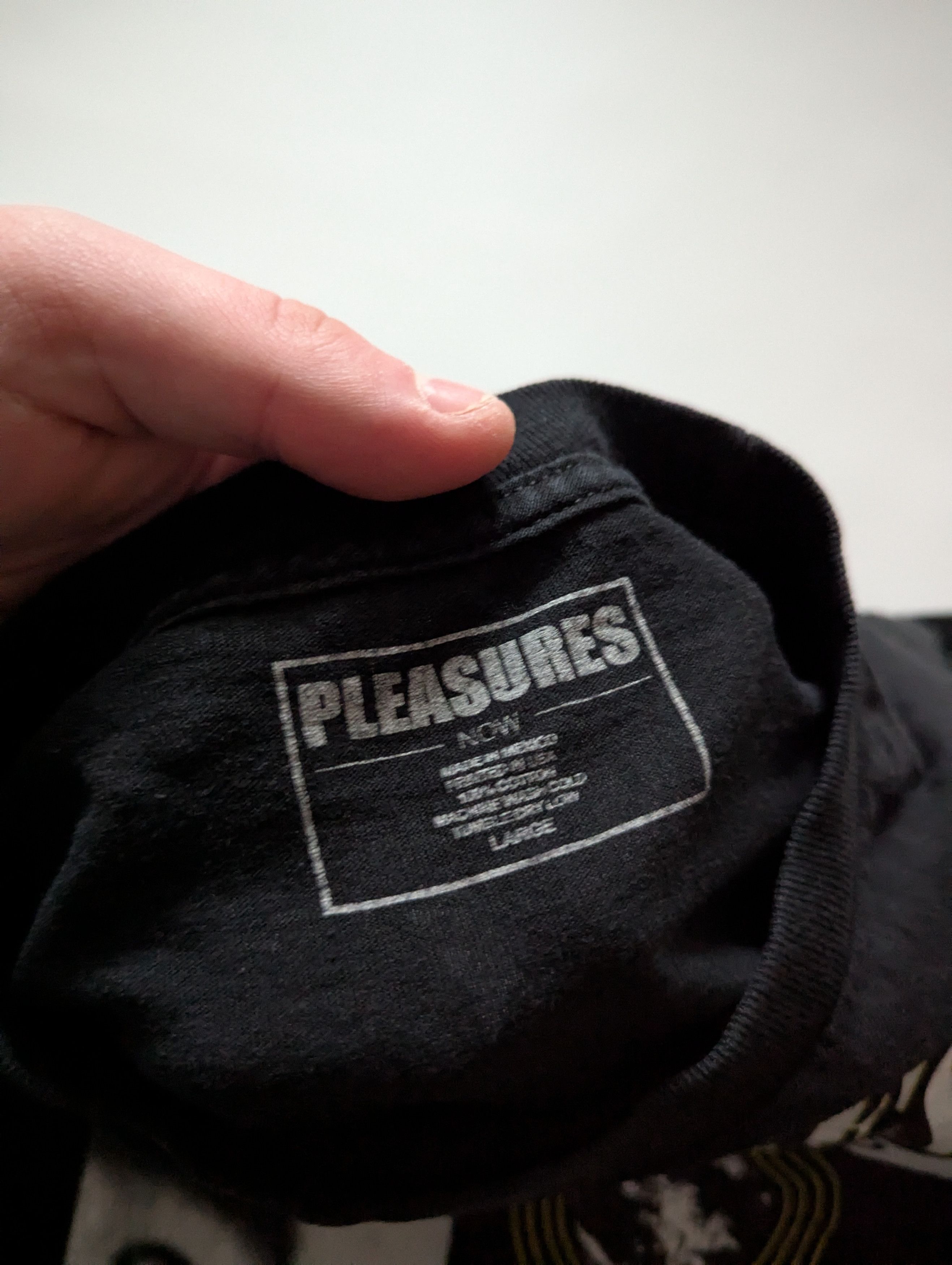 Pleasures PLEASURES “The End Has No End” Tee Size US M / EU 48-50 / 2 - 7 Thumbnail