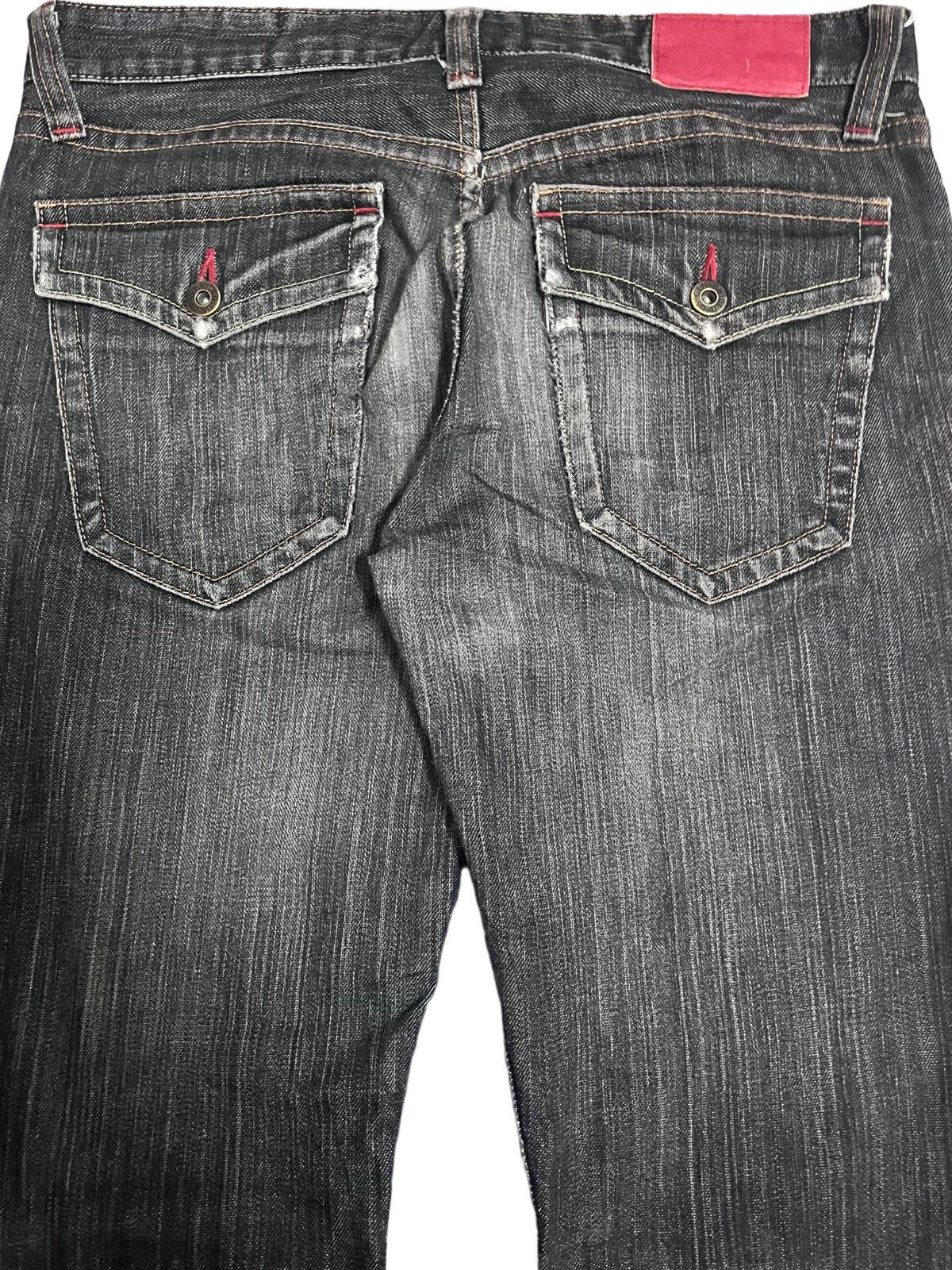 Beauty Beast × Jun Takahashi × Uniqlo Vintage Premium Uniqlo Distressed Style Jeans Size US 33 - 13 Thumbnail