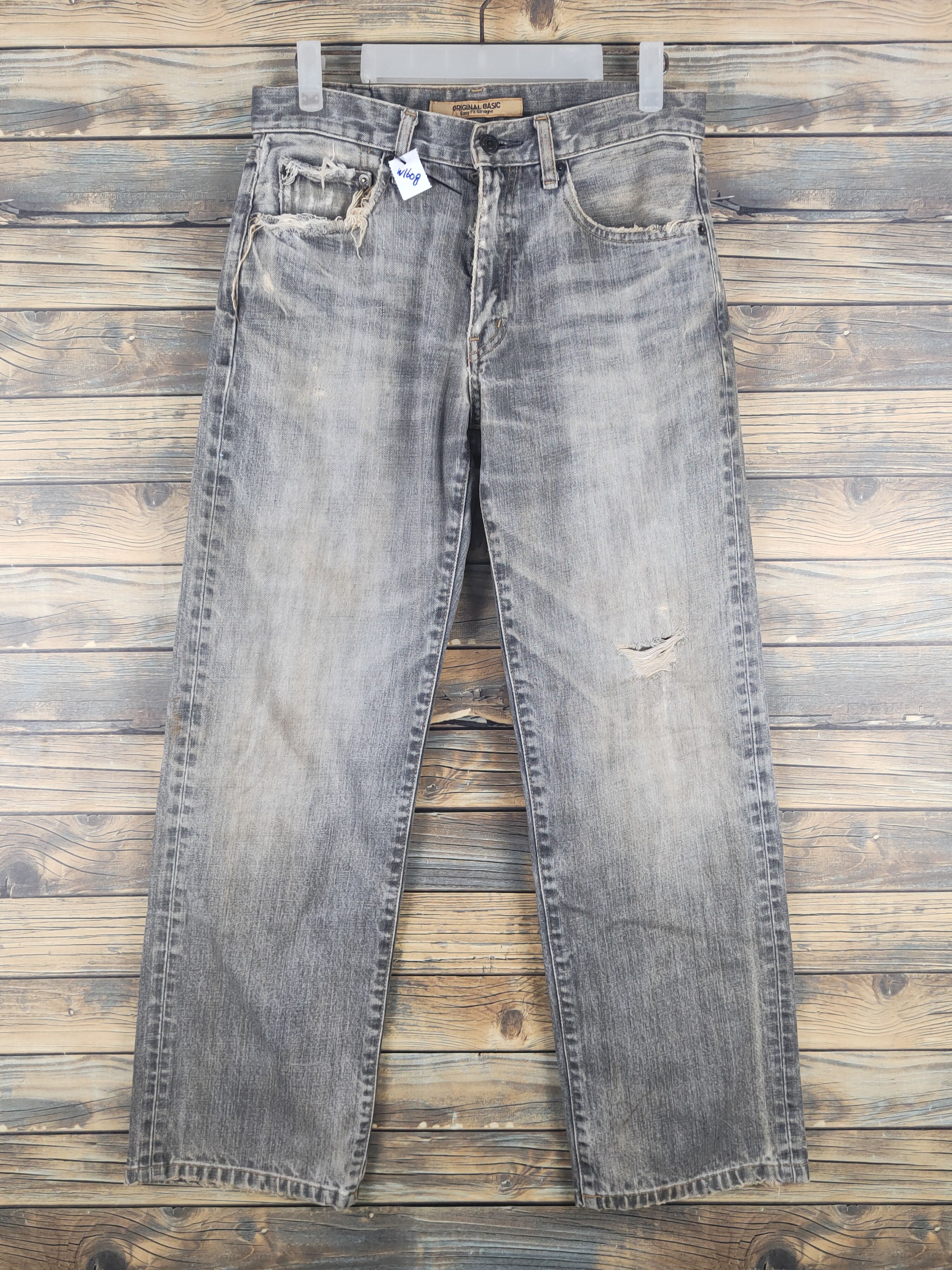 Japanese Brand Uniqlo japan vtg Black Faded Distressed Ripped Jeans #W1608 Size US 29 - 1 Thumbnail