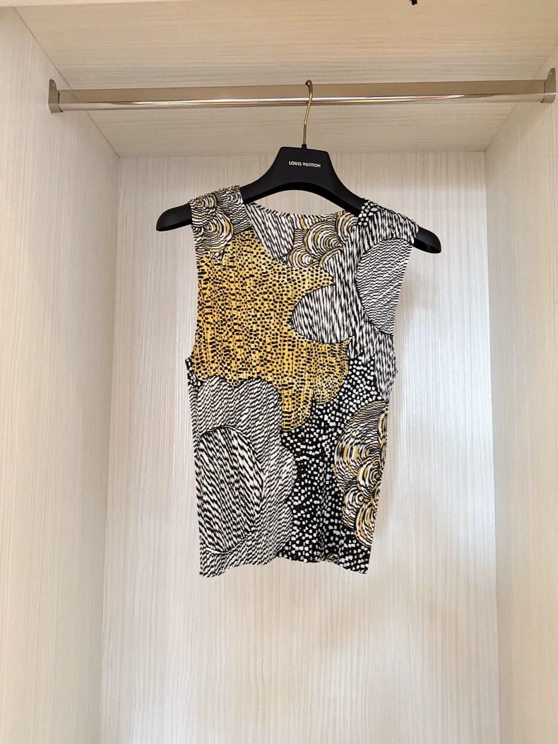 Issey Miyake issey miyake size:4 Conch pop flower vest Size XXS / US 00 / IT 34 - 1 Thumbnail