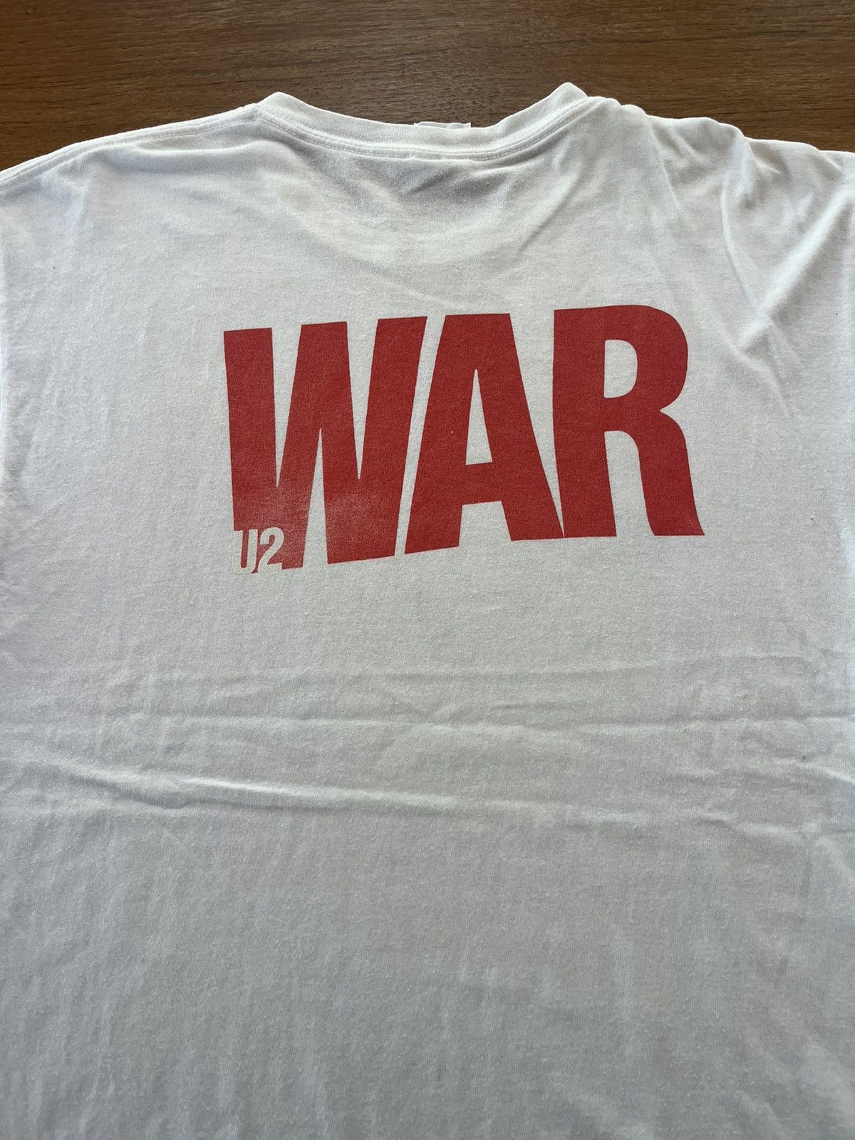 Band Tees × Vintage Vintage U2 WAR Album Band 00’sTshirt Size US M / EU 48-50 / 2 - 7 Thumbnail