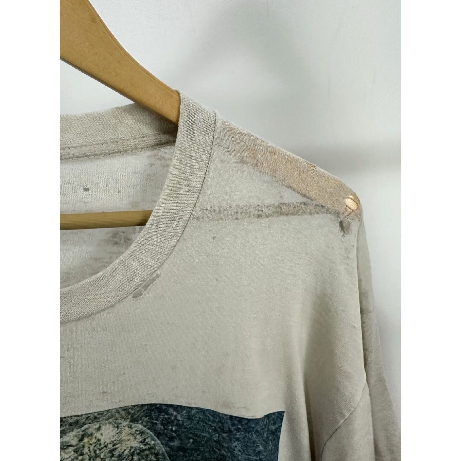 Vintage VTG Wizard Gandalf Renaissance Festival Paper Thin Burnout Worn Boxy T-Shirt XL Cream Mens Short Sleeve Cropped Distressed 90s Theme Shirt Size US XL / EU 56 / 4 - 7 Thumbnail