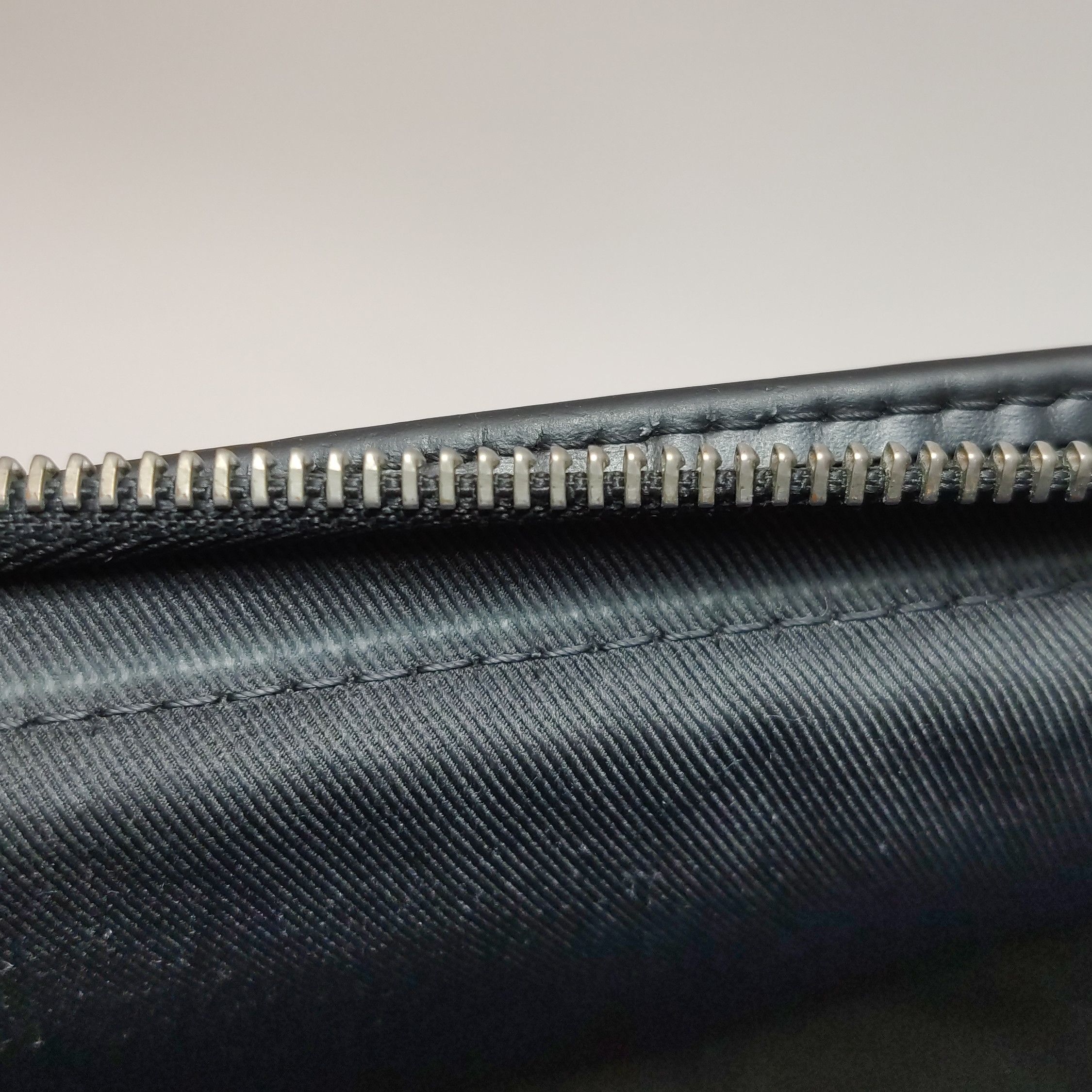 Louis Vuitton Louis Vuitton (LV) Pochette Voyage Medium Leather Checkerbo Size ONE SIZE - 1 Thumbnail
