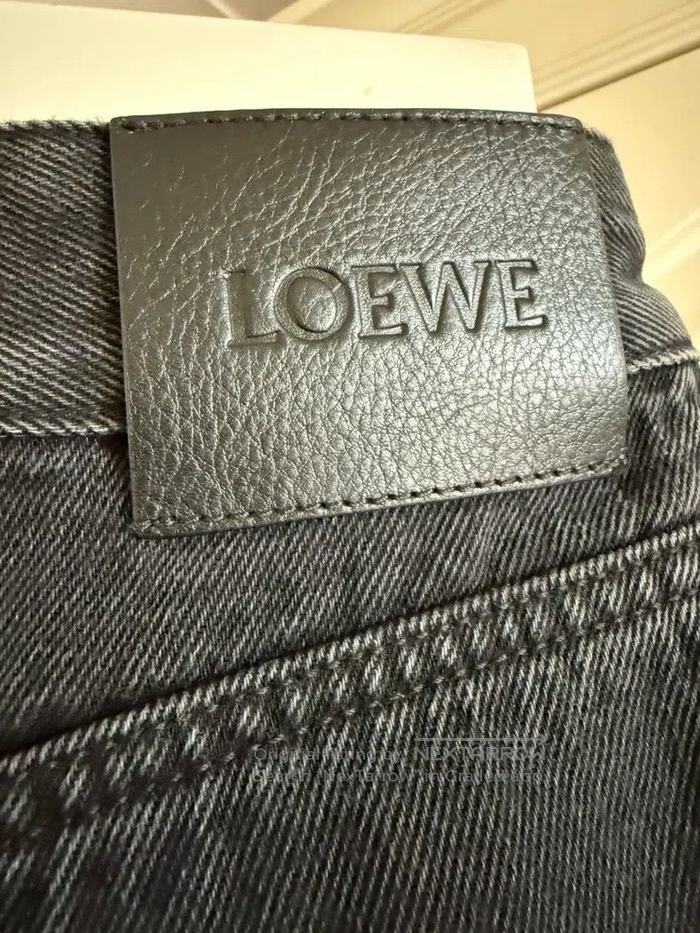 Loewe LOEWE High-Waisted Embossed Denim Pants Size 24" / US 00 / IT 34 - 3 Thumbnail