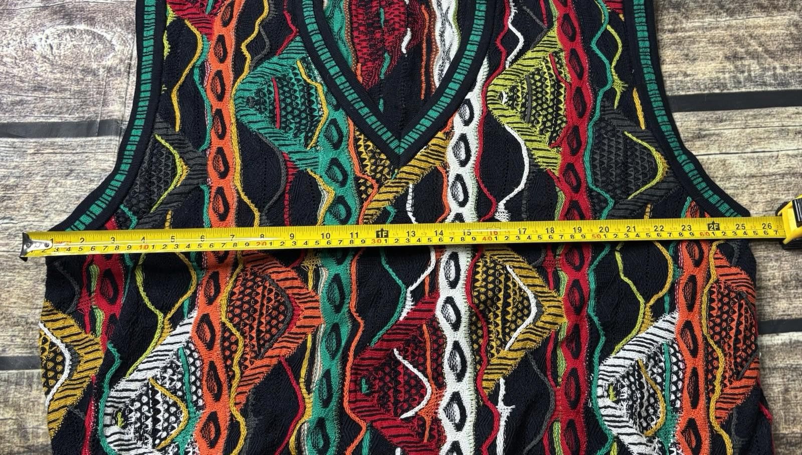 Coogi Coogi Sweater Vest Mens L 3D Knit Colorful Mercerized Cotton Size US L / EU 52-54 / 3 - 11 Thumbnail