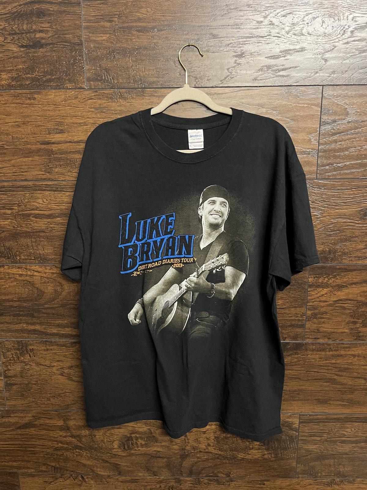 Designer Luke Bryan T-shirt - Dirt Road Diaries Luke Bryan Tour 2013 Size US XL / EU 56 / 4 - 1 Thumbnail