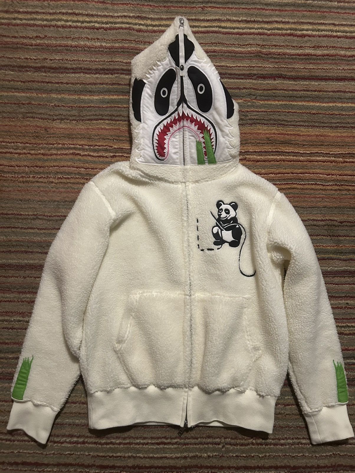 Bape BAPE A Bathing Ape Panda Shark Fleece Jacket Size US S / EU 44-46 / 1 - 1 Thumbnail