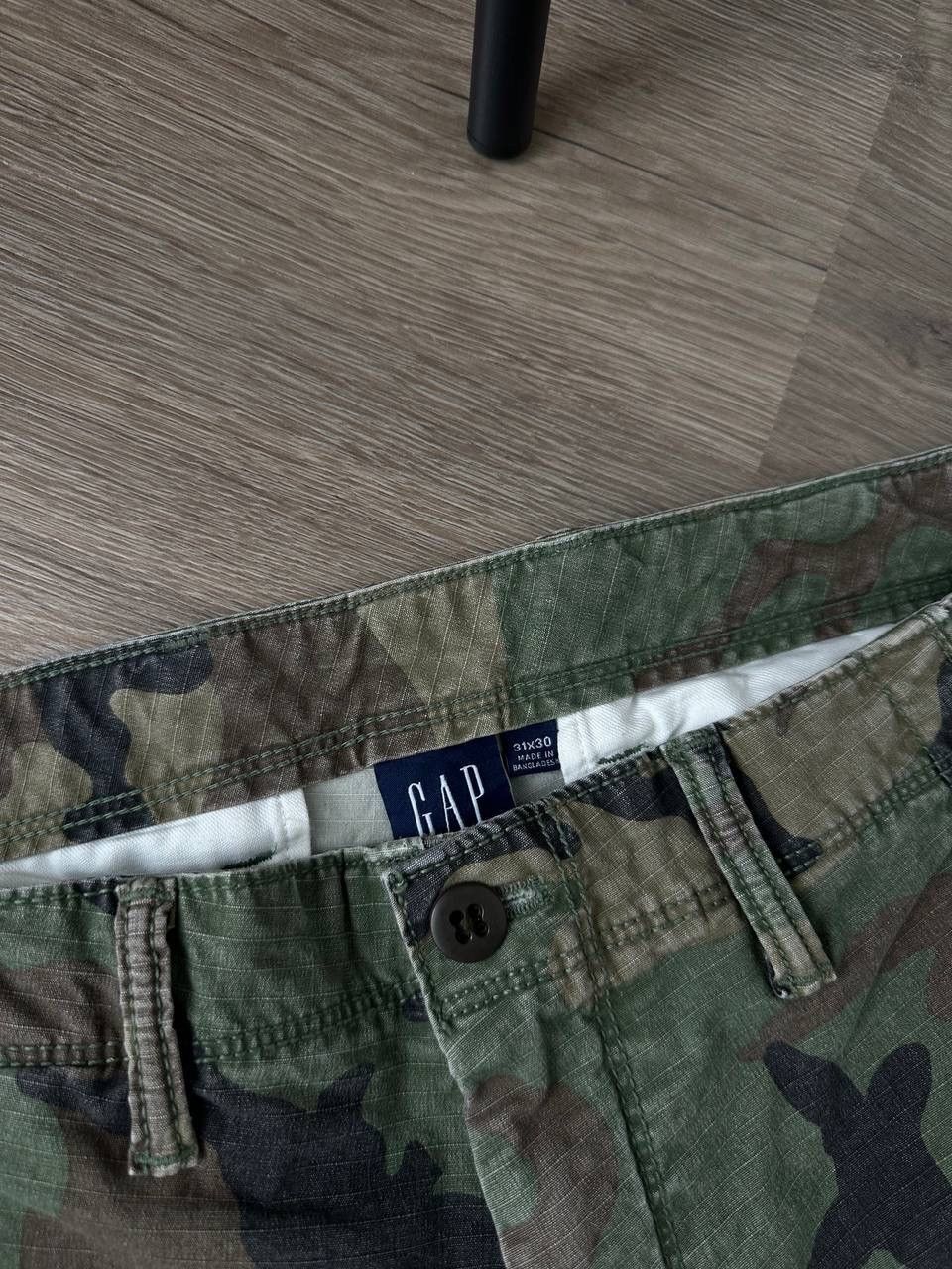 Gap × Japanese Brand × Vintage GAP Camo Cargo Trousers Men’s W31 L30 Vintage Military Style Size US 31 - 7 Thumbnail
