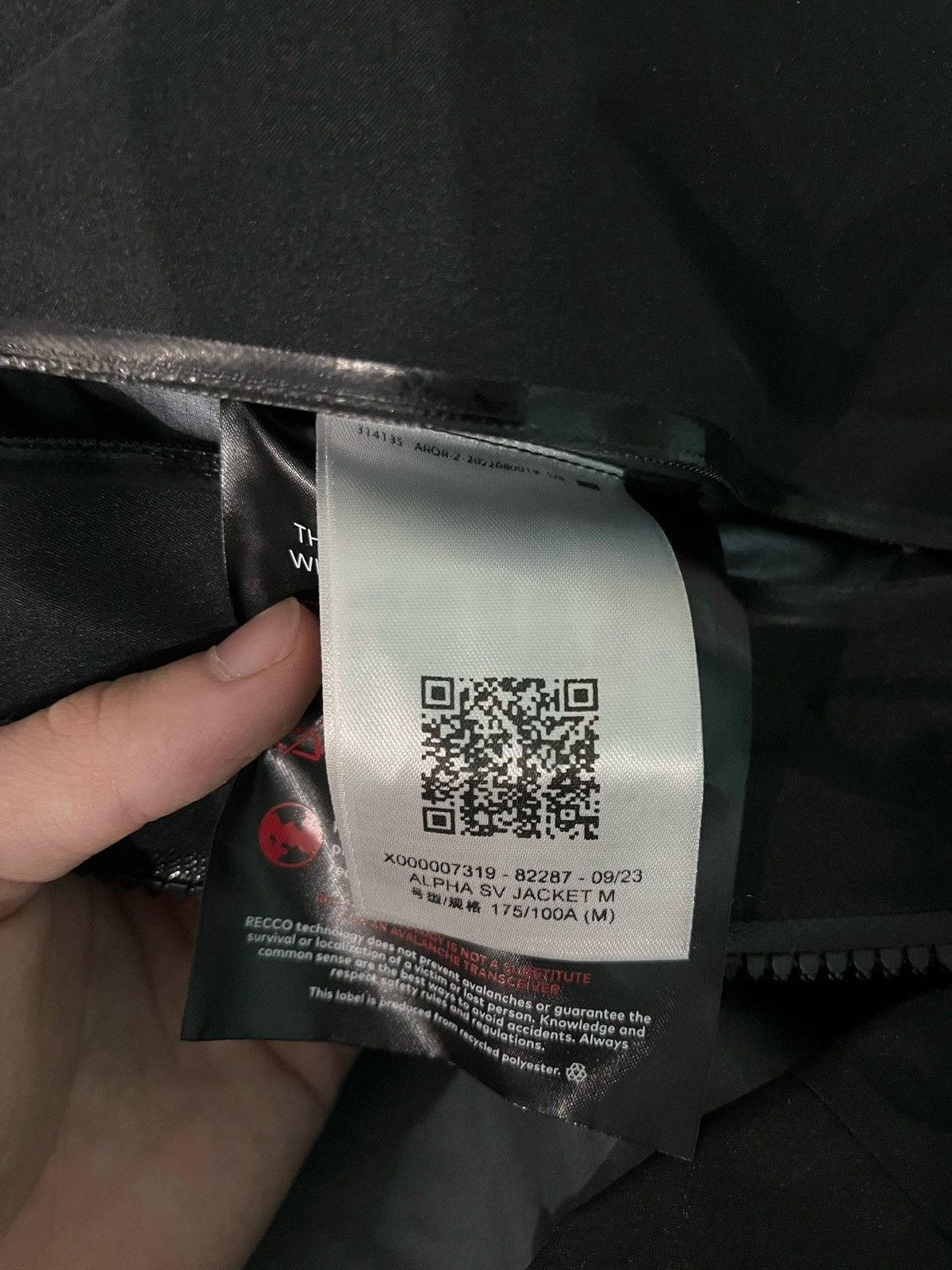 Arc'teryx Arcteryx Jacket Men Alpha SV Size US M / EU 48-50 / 2 - 8 Thumbnail