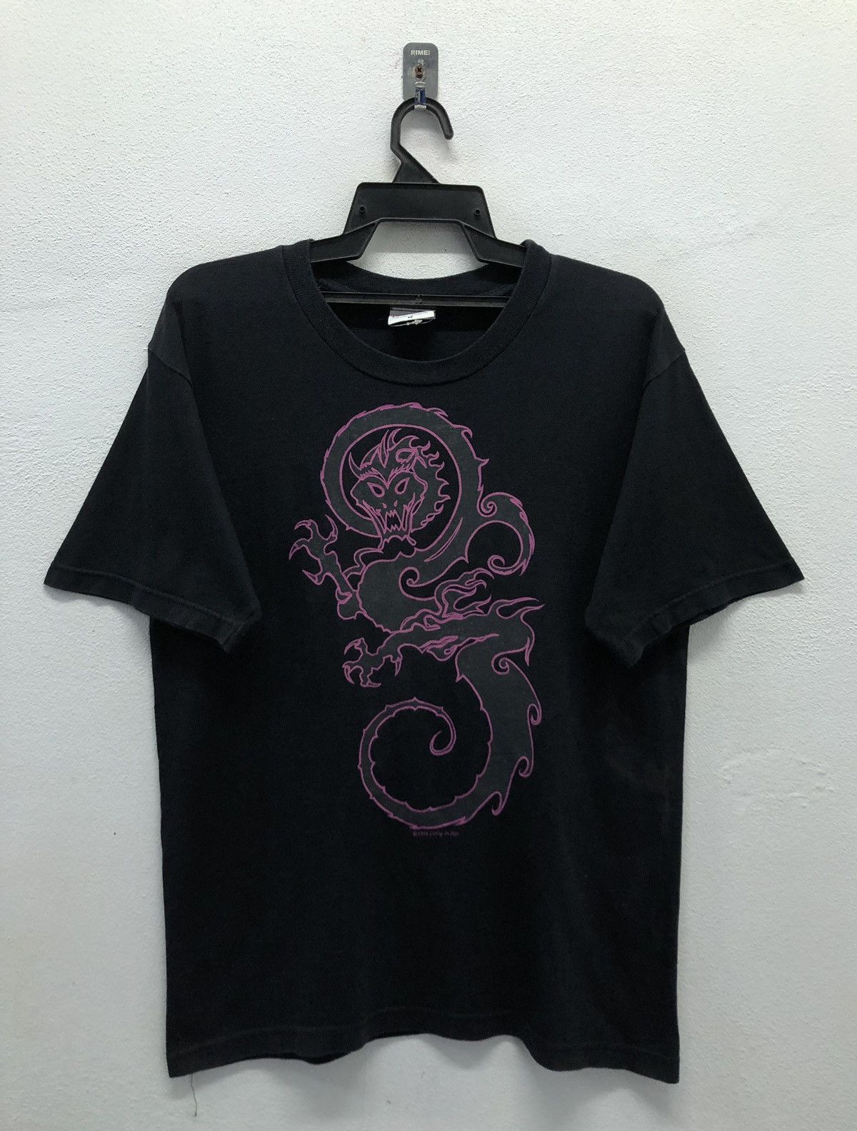 Vintage Vintage 1994 Living In Skin Made In Usa T-Shirt Size US M / EU 48-50 / 2 - 1 Thumbnail