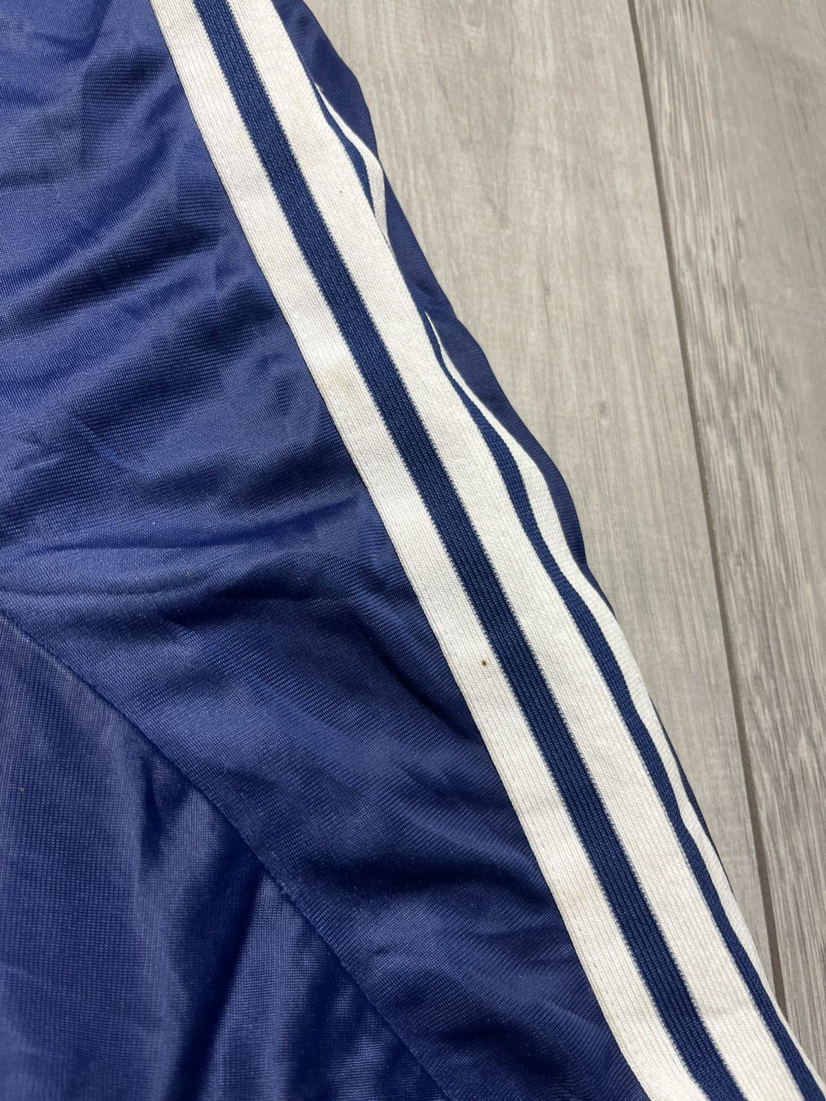 Adidas Vintage Adidas Bomber Jacket Made in Austria Size US S / EU 44-46 / 1 - 6 Thumbnail