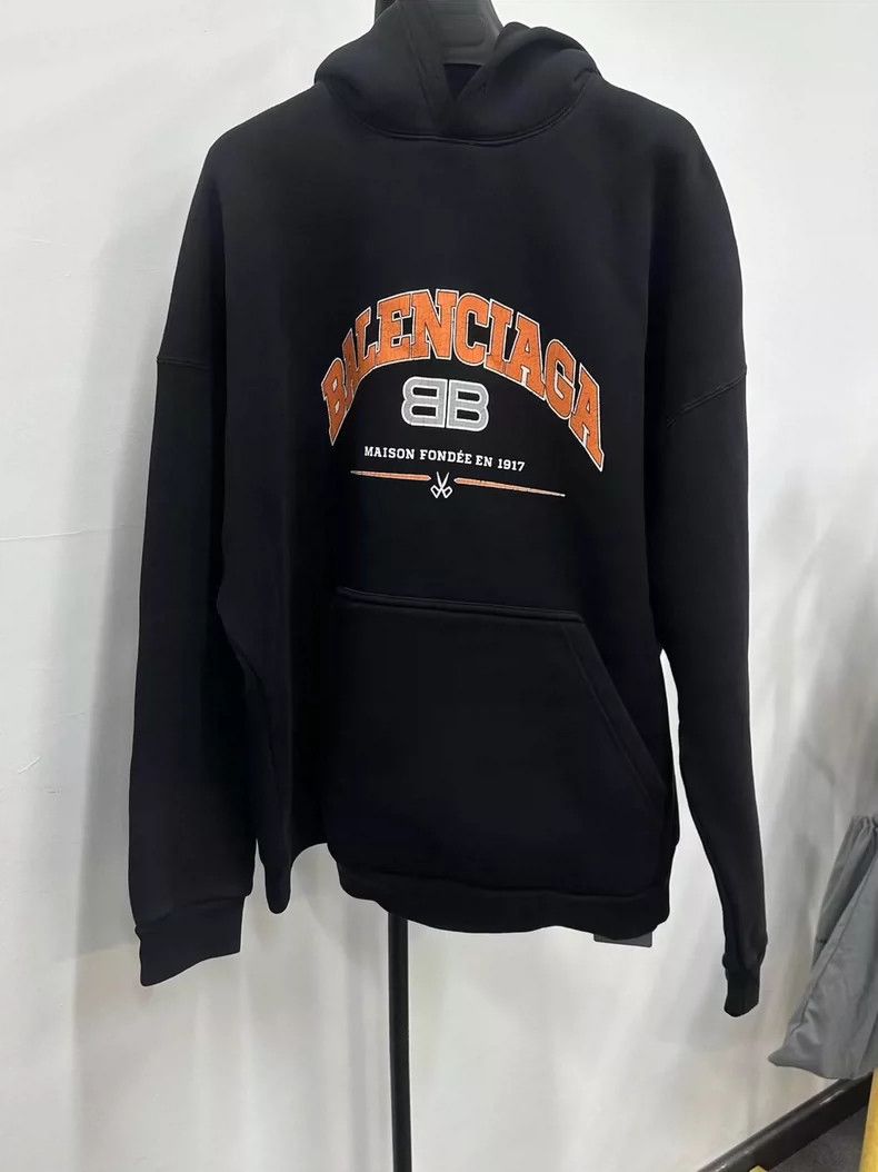 Balenciaga Balenciaga Scissors Double B Old Sweater Size US M / EU 48-50 / 2 - 1 Thumbnail