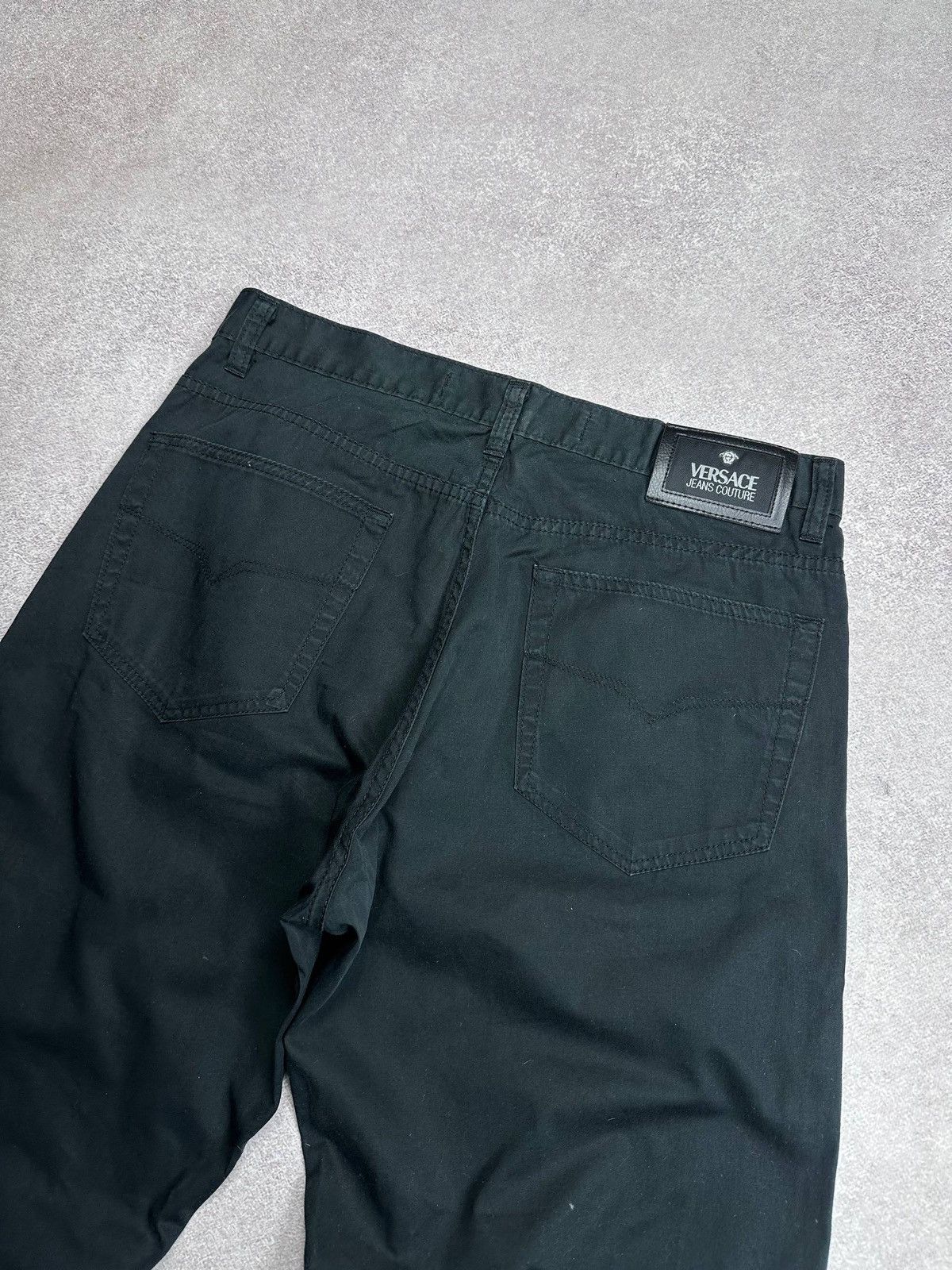 Versace Vintage Versace Medusa Black Baggy Jeans 34 Size US 34 / EU 50 - 2 Thumbnail