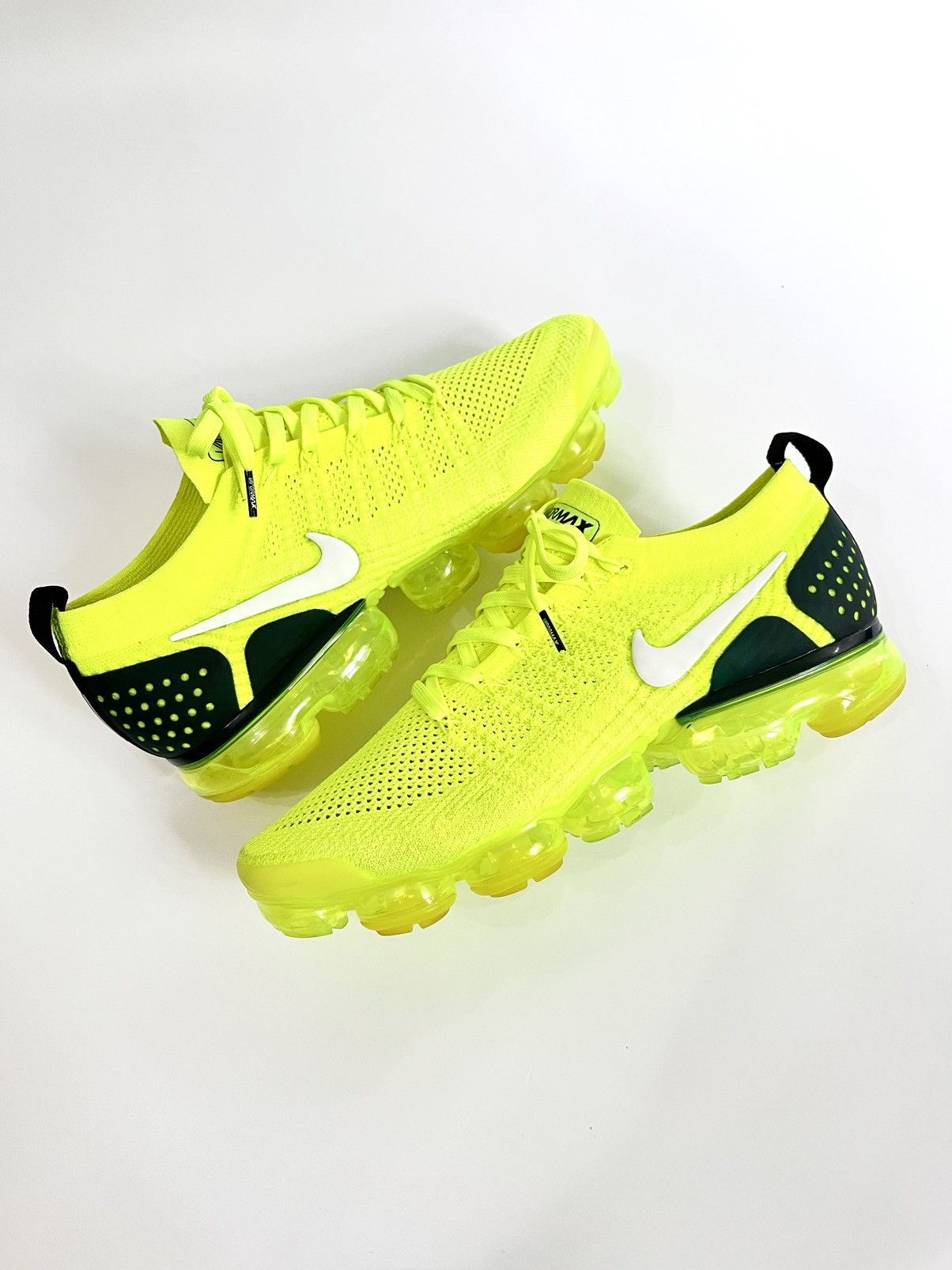 Nike Nike Air VaporMax 2 Flyknit OG “Volt” Size US 11 / EU 44 - 8 Thumbnail