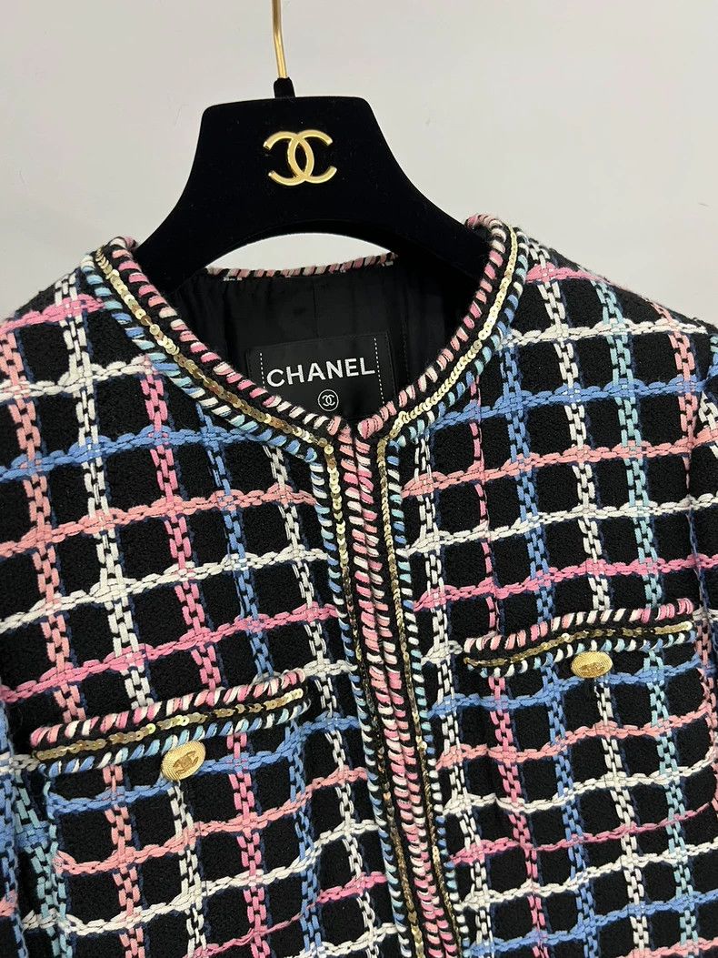 Chanel Chanel Colorful plaid tweed four-pocket jacket Size XS / US 0-2 / IT 36-38 - 3 Thumbnail