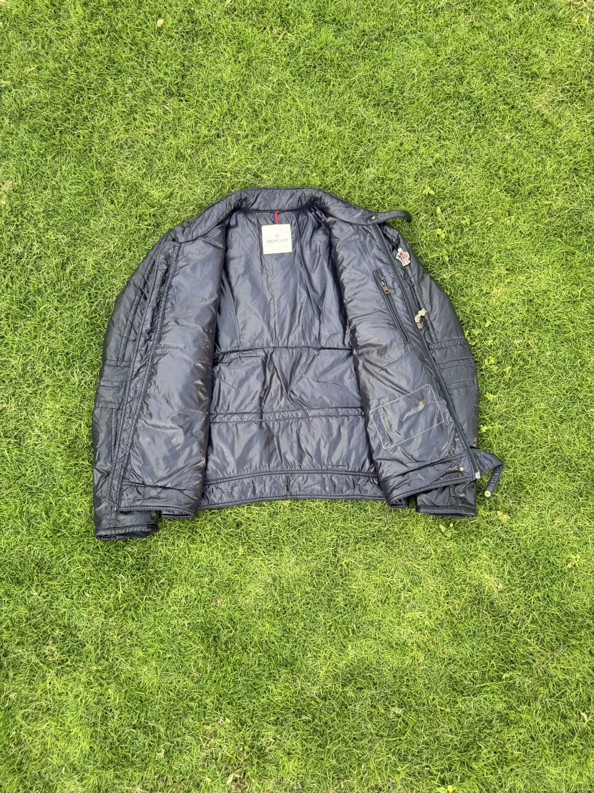 Moncler MONCLER RARE Multipocket Down Puffer Jacket Size US XL / EU 56 / 4 - 15 Thumbnail