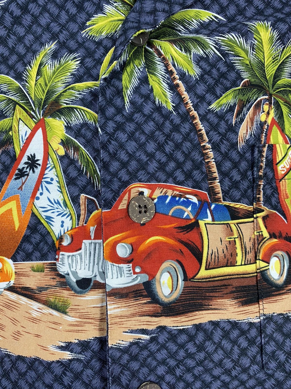 Vintage Vintage Boston Hawaii Crazy Shirt Button Up Size L Size US L / EU 52-54 / 3 - 7 Thumbnail